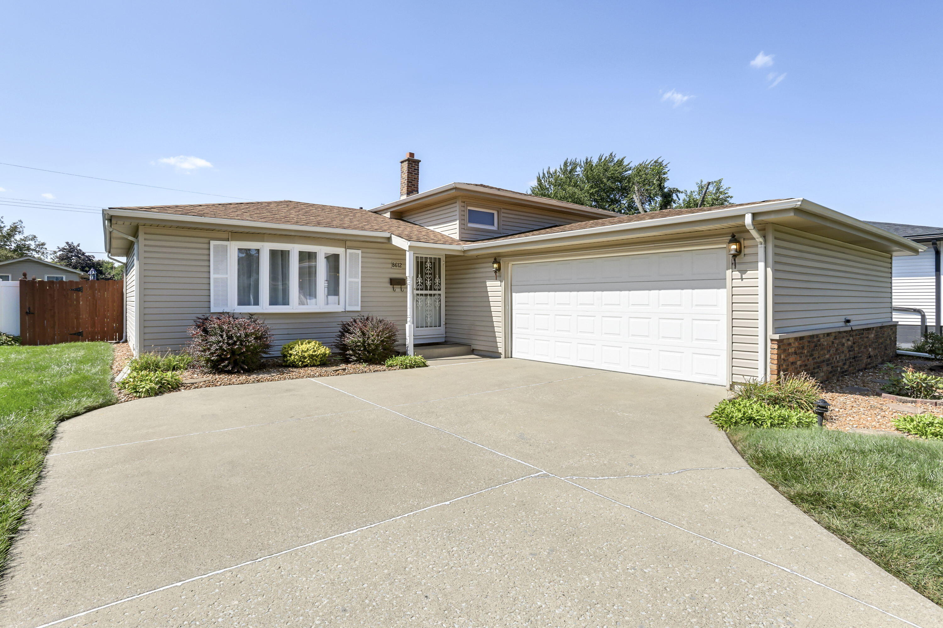 8612 Jefferson Avenue, Munster, IN 46321; Image #1