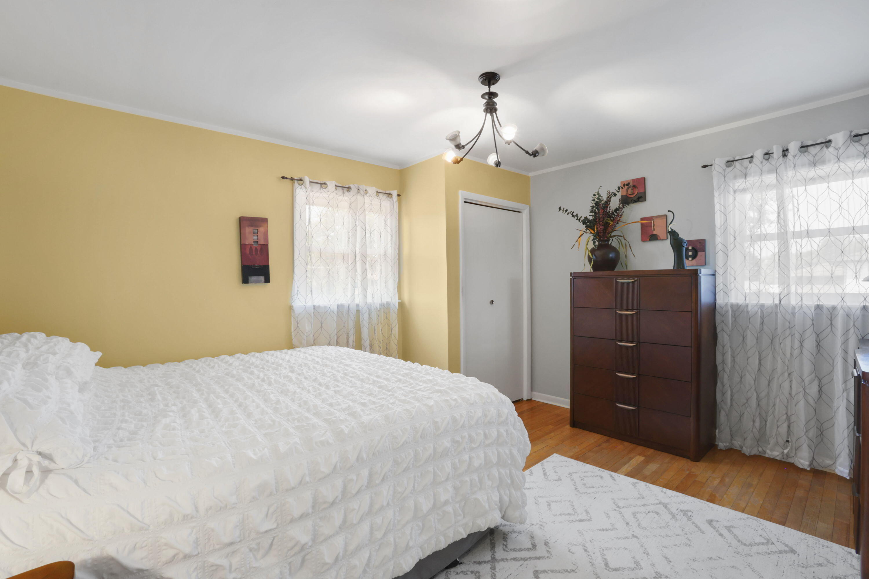8612 Jefferson Avenue, Munster, IN 46321; Image #11