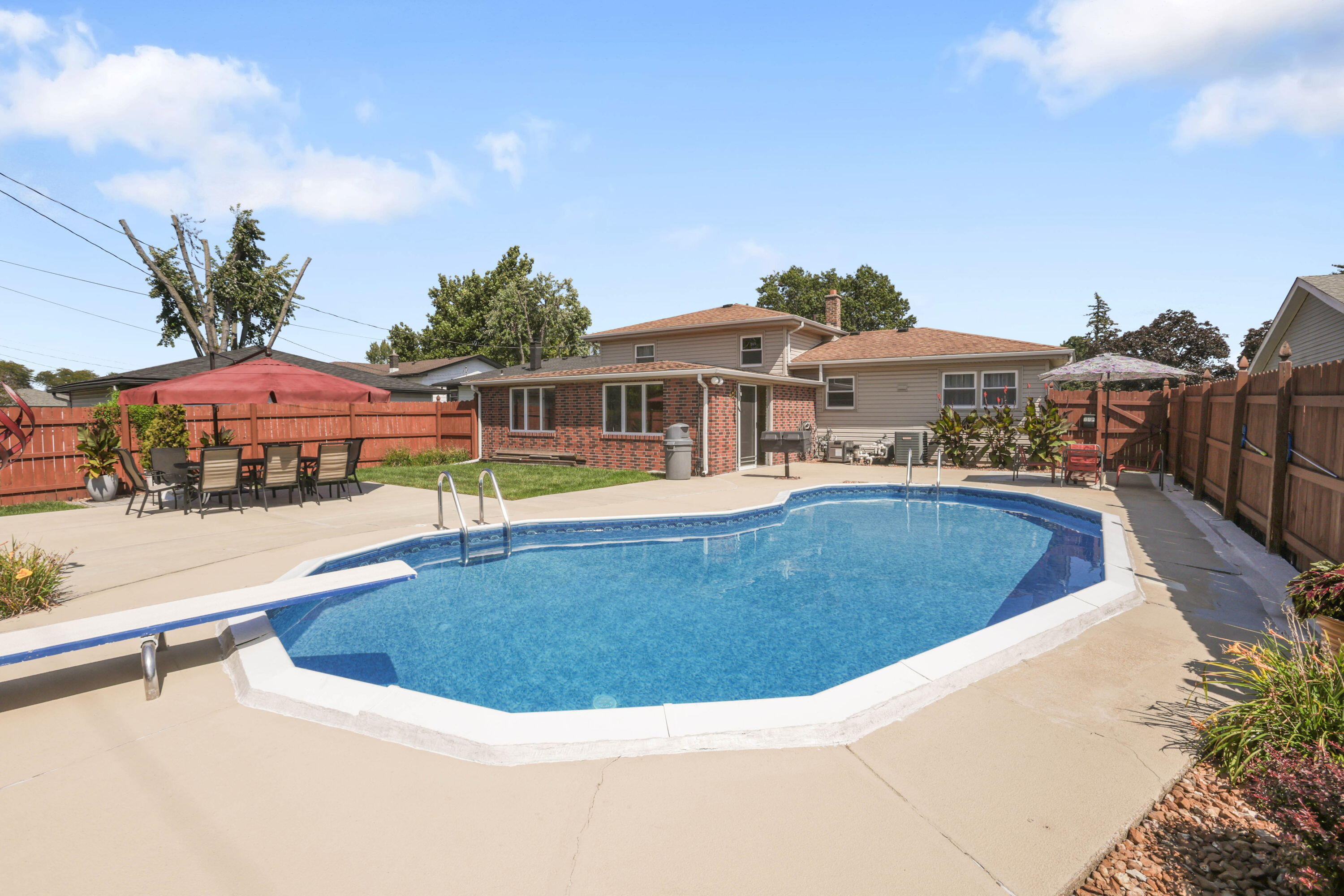 8612 Jefferson Avenue, Munster, IN 46321; Image #17
