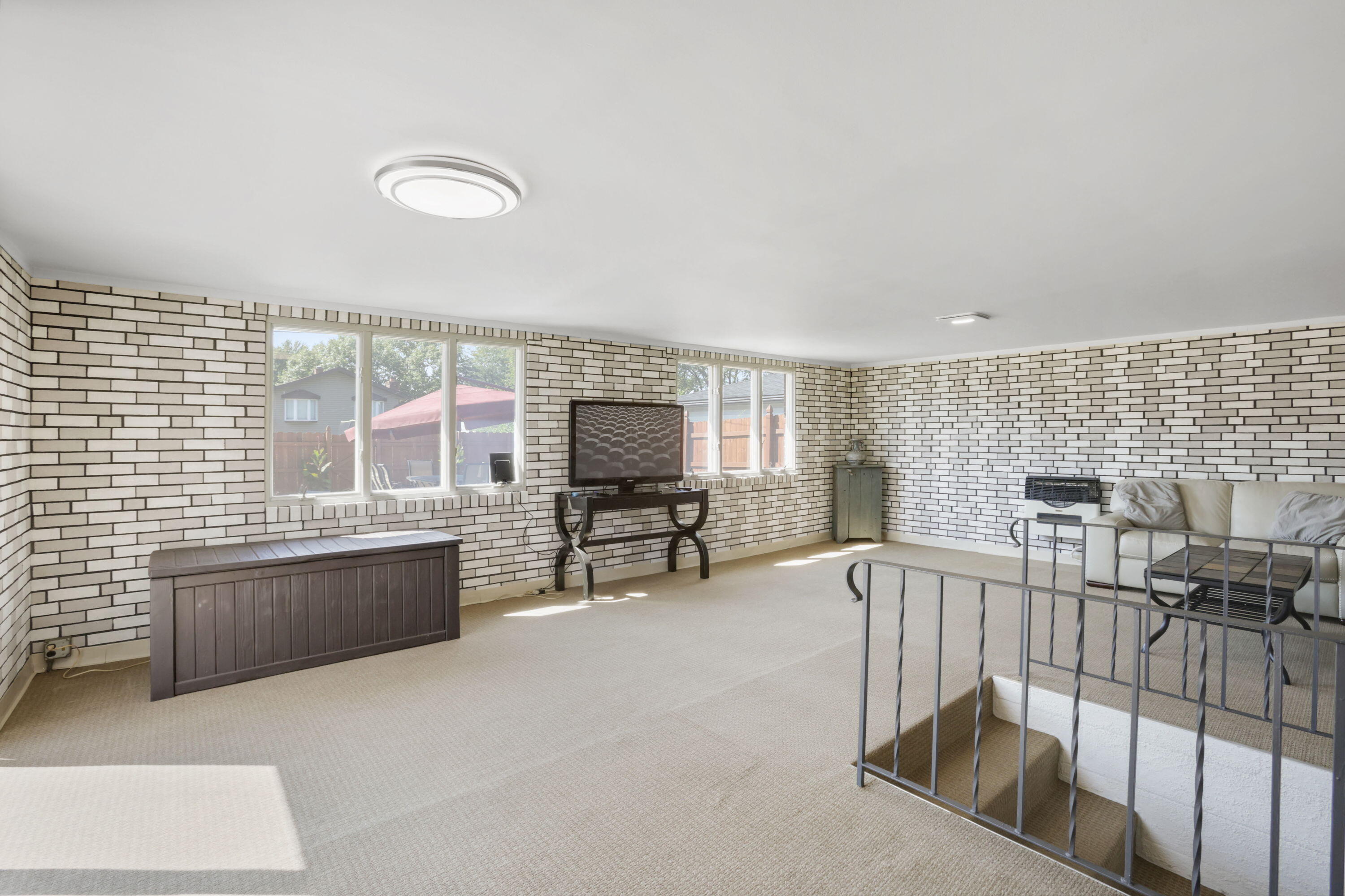 8612 Jefferson Avenue, Munster, IN 46321; Image #7