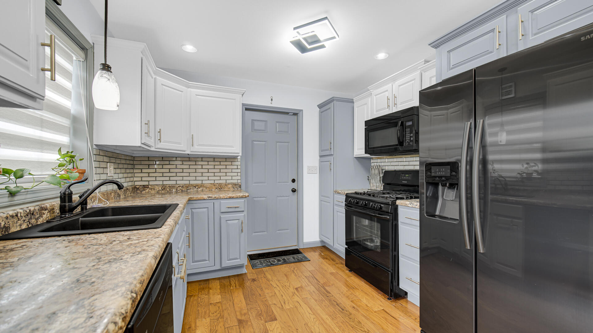 2546 Willowdale Road, Portage, IN 46368; Image #9