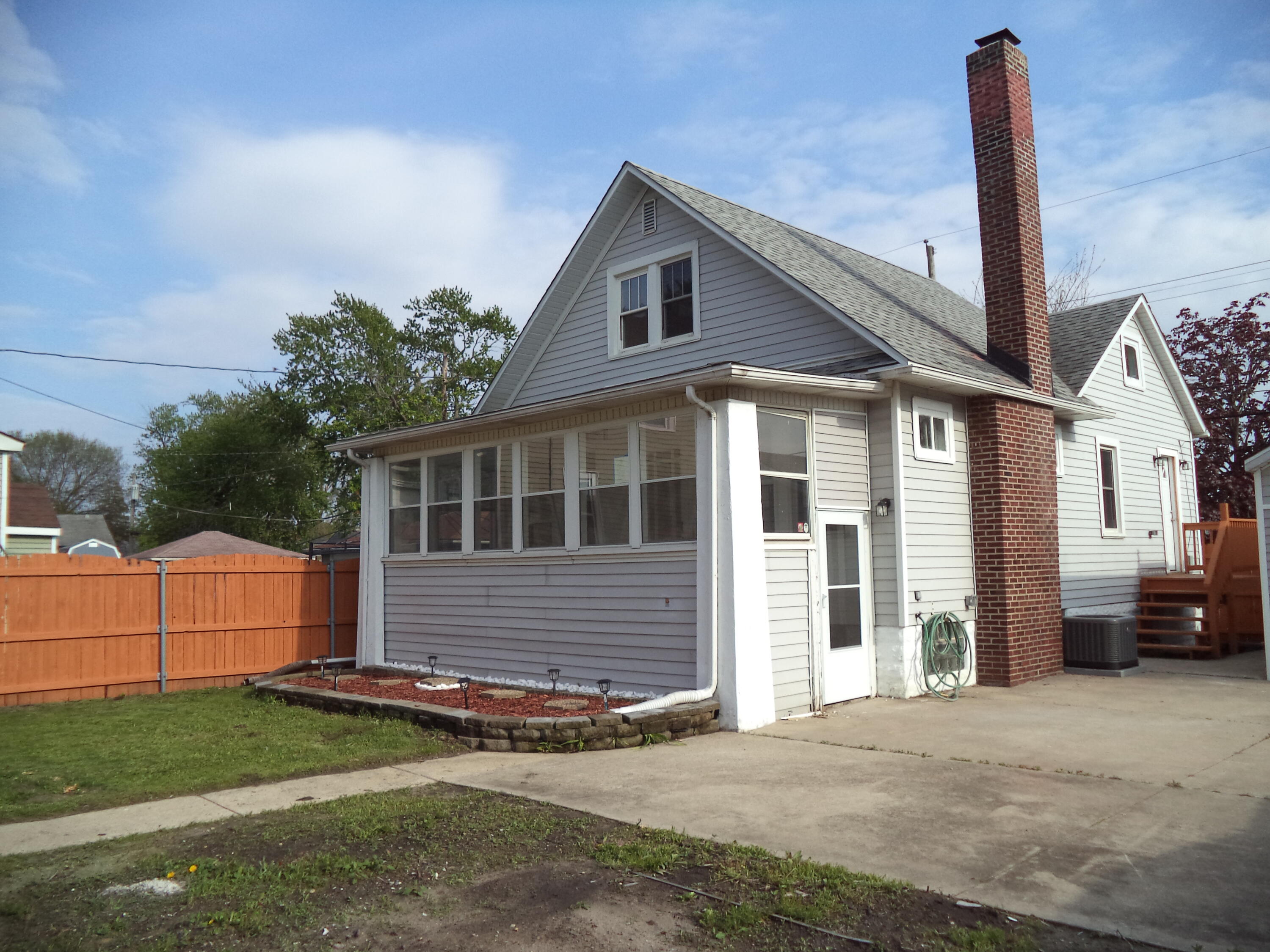 514 Florence Street, Hammond, IN 46324; Image #2