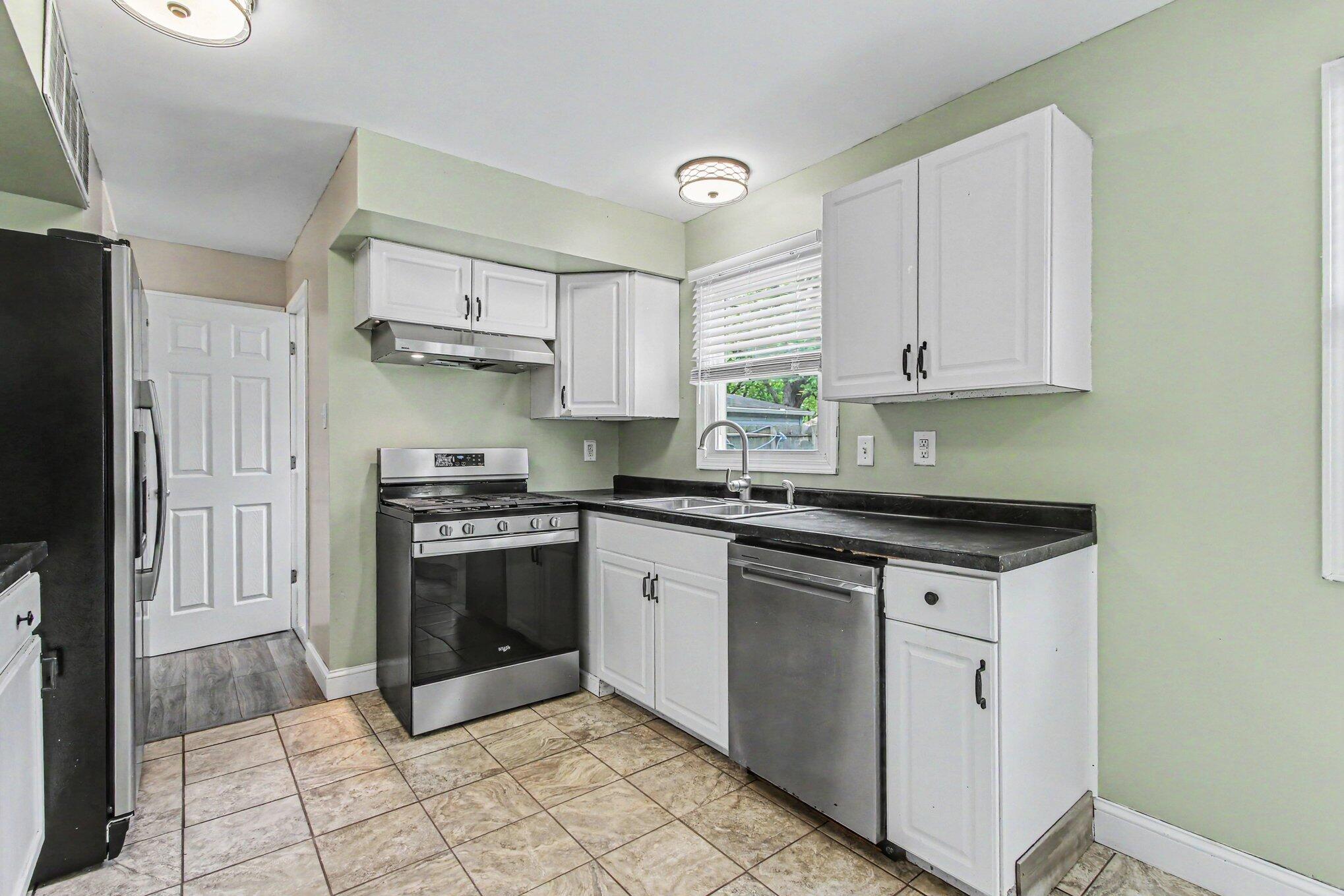396 Clear Creek, Valparaiso, IN 46385; Image #10