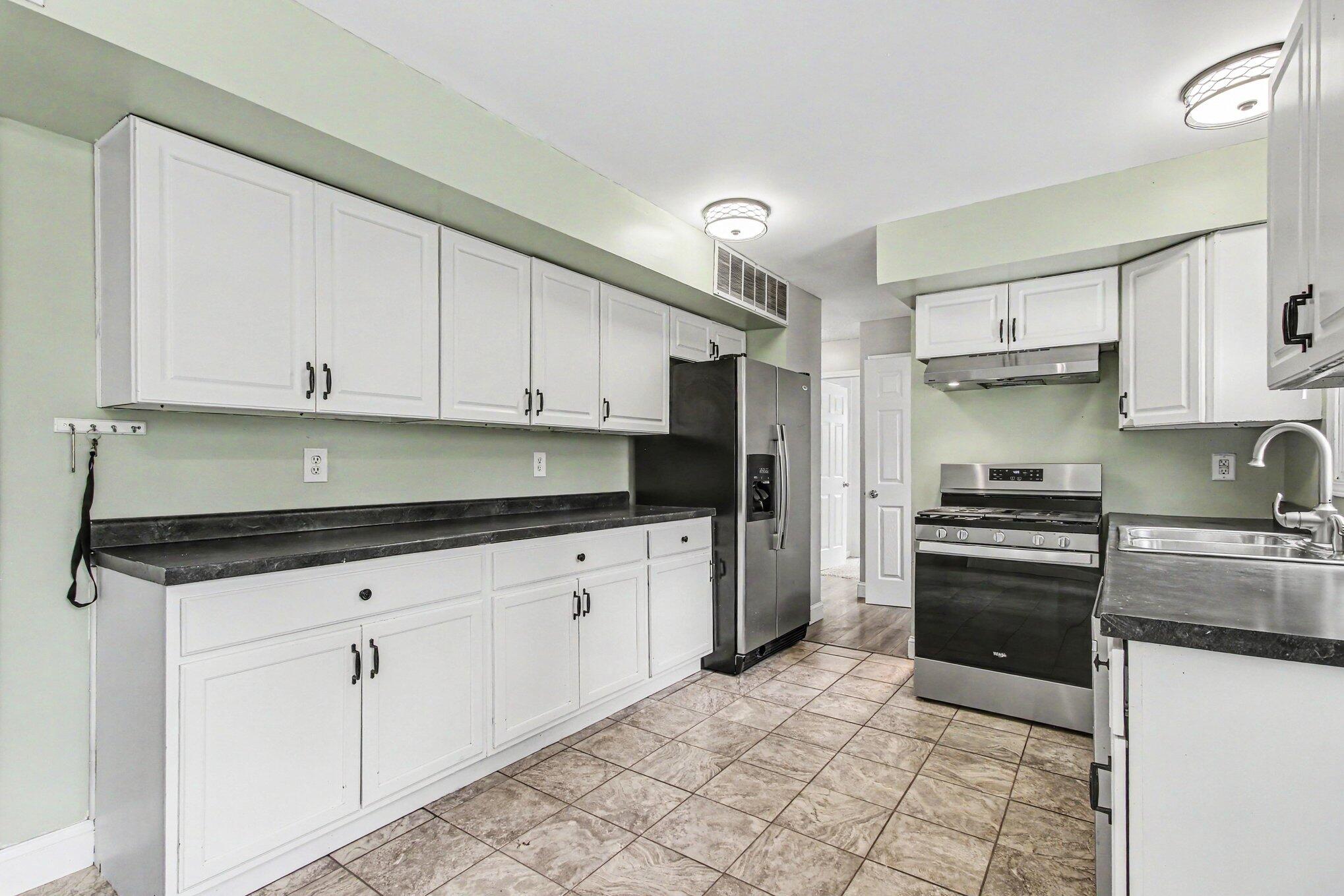 396 Clear Creek, Valparaiso, IN 46385; Image #11