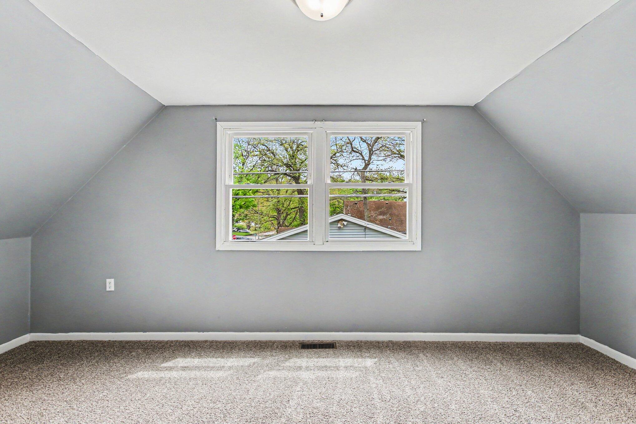 396 Clear Creek, Valparaiso, IN 46385; Image #17