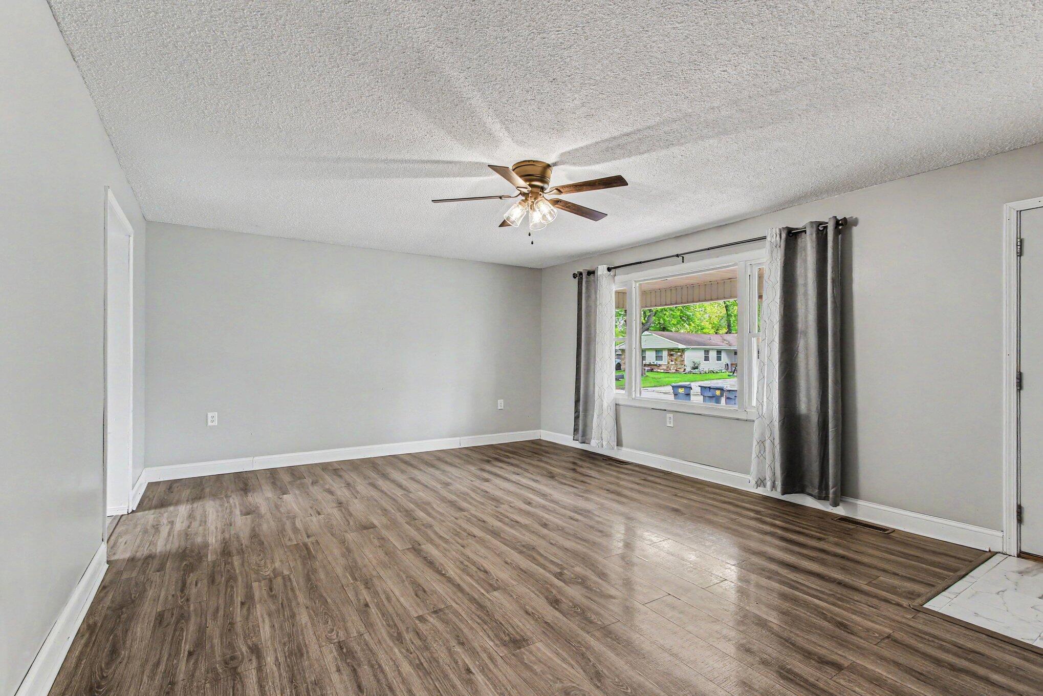 396 Clear Creek, Valparaiso, IN 46385; Image #5
