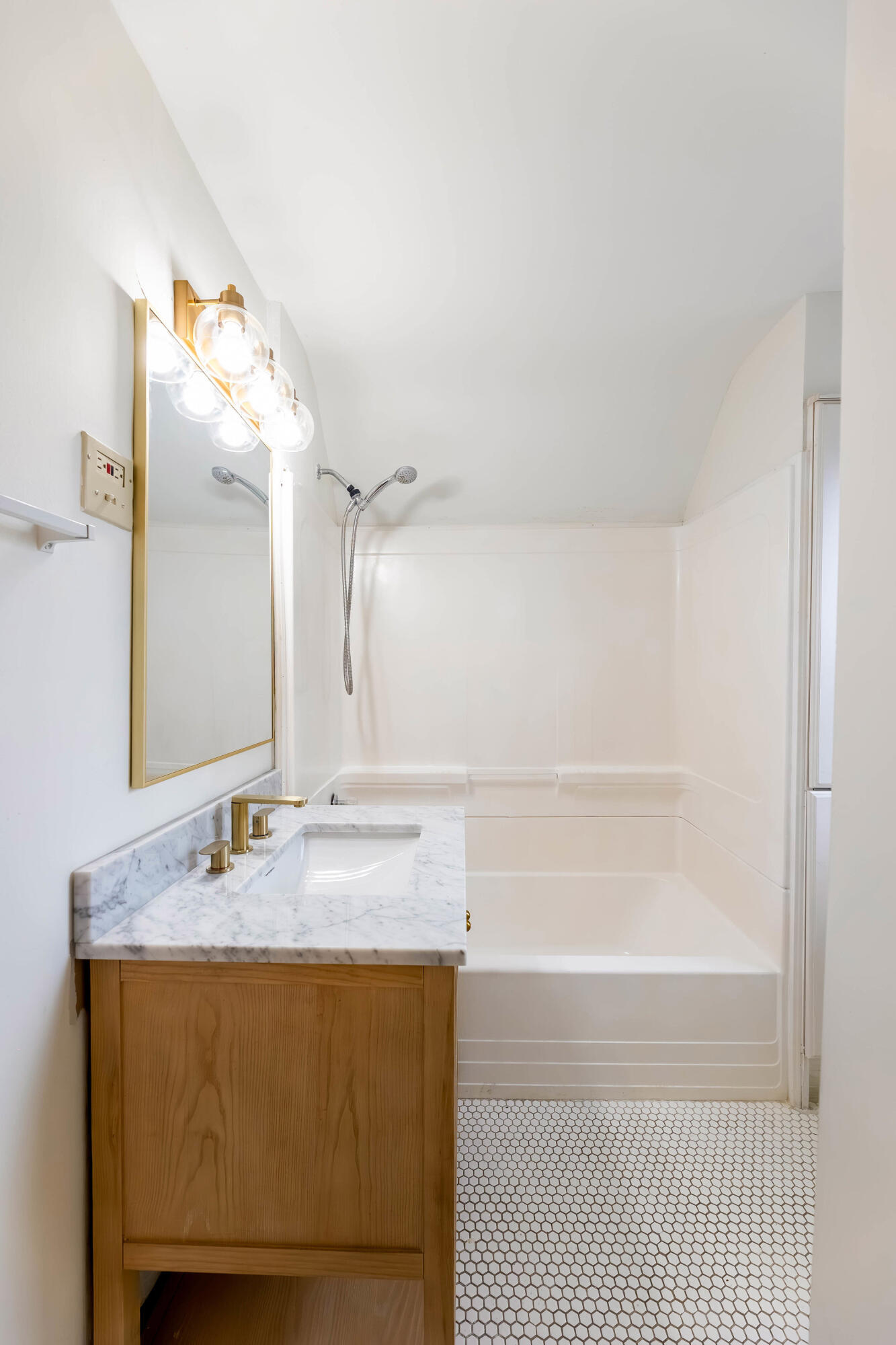 3808 Ivy Street, East Chicago, IN 46312; Image #13