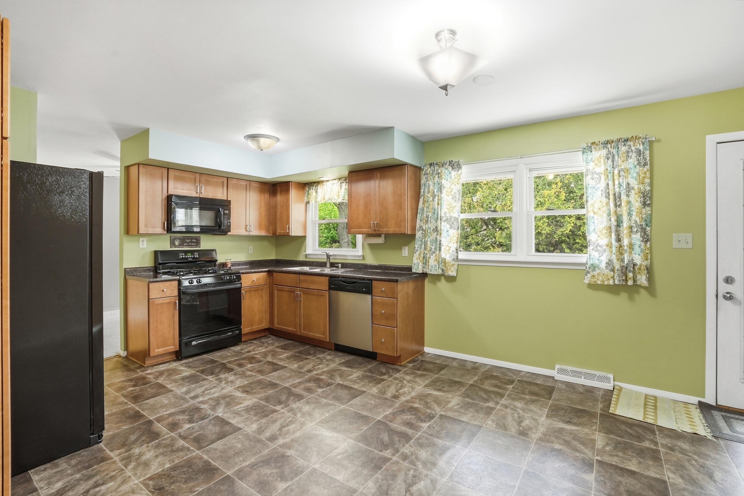 7605 W 86th Avenue, Crown Point, IN 46307; Image #8