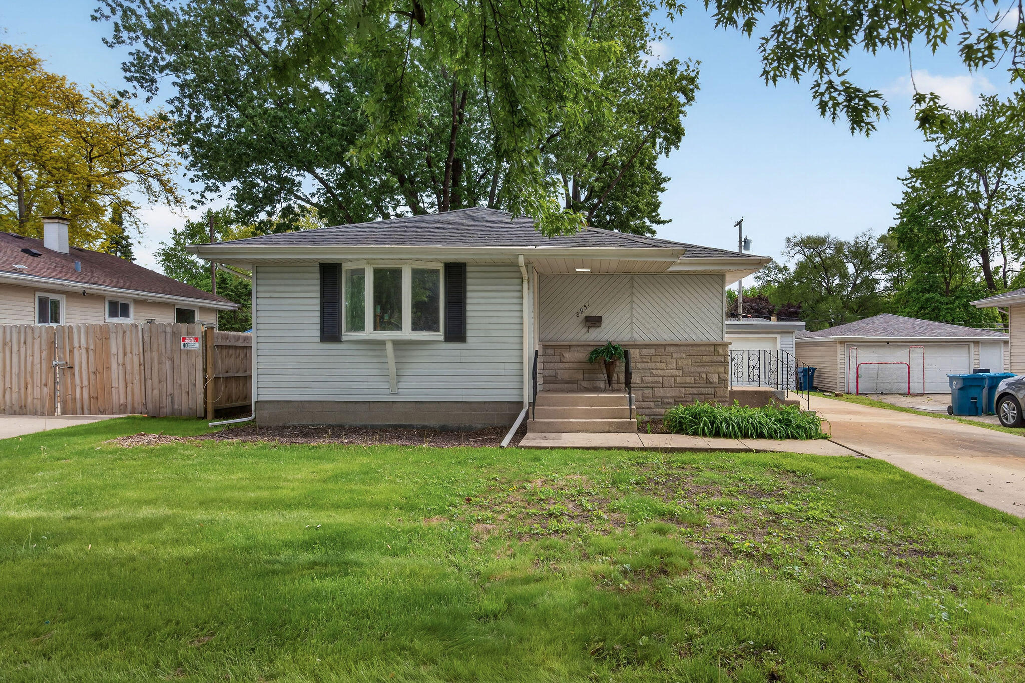 8951 O Day Drive, Highland, IN 46322; Image #2