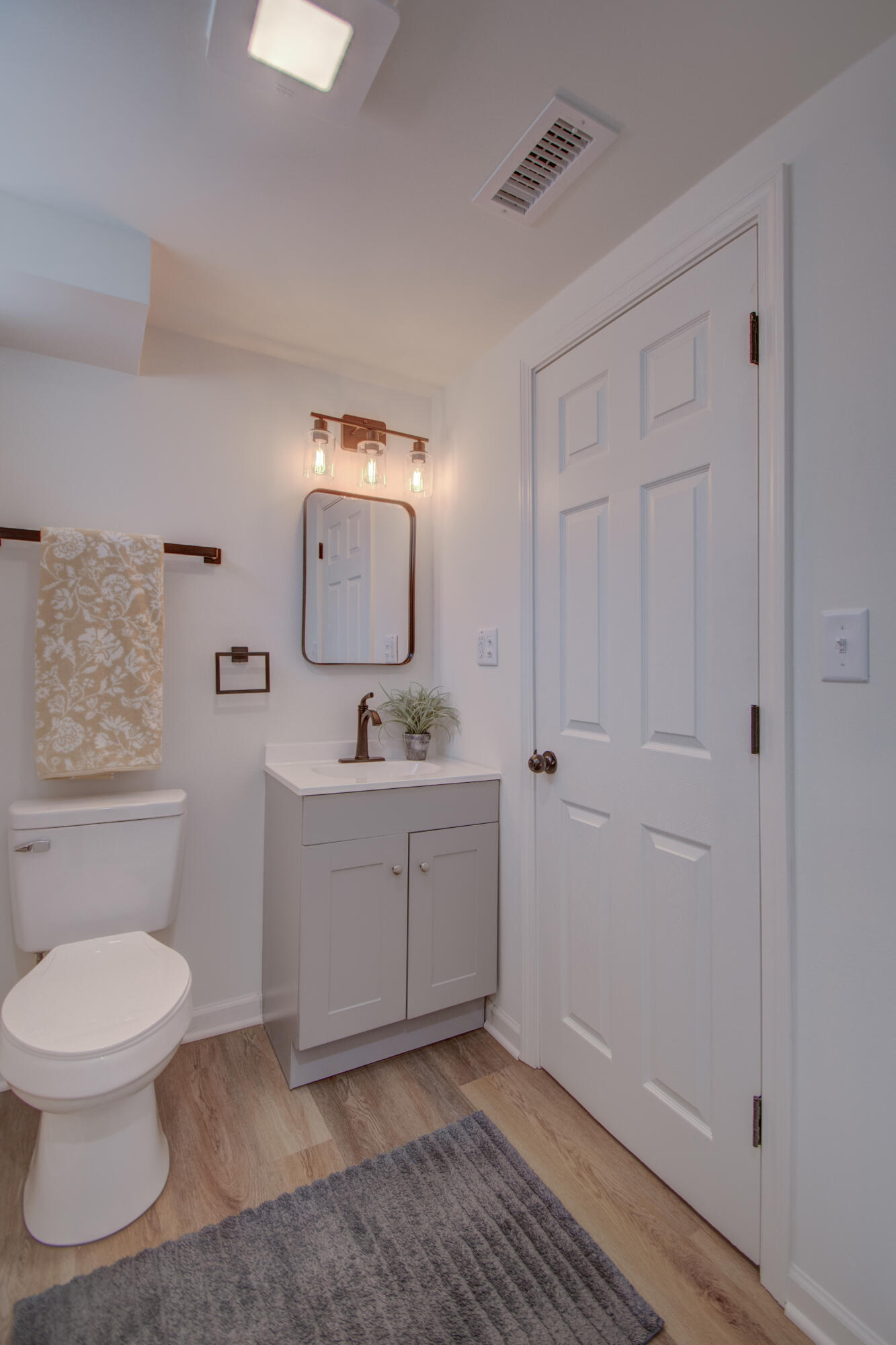 8951 O Day Drive, Highland, IN 46322; Image #40