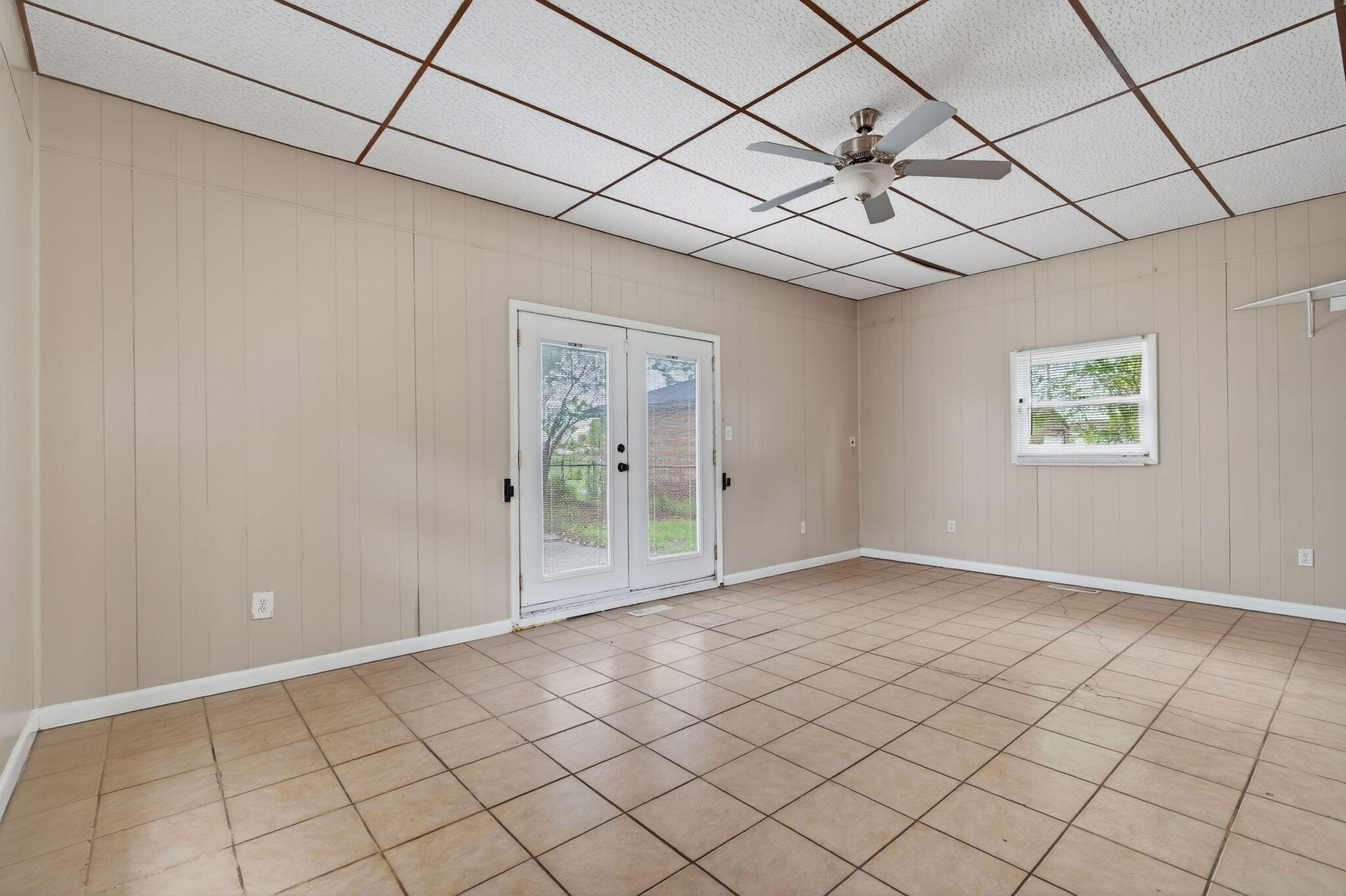 6542 S Mccook Avenue, Hammond, IN 46323; Image #14
