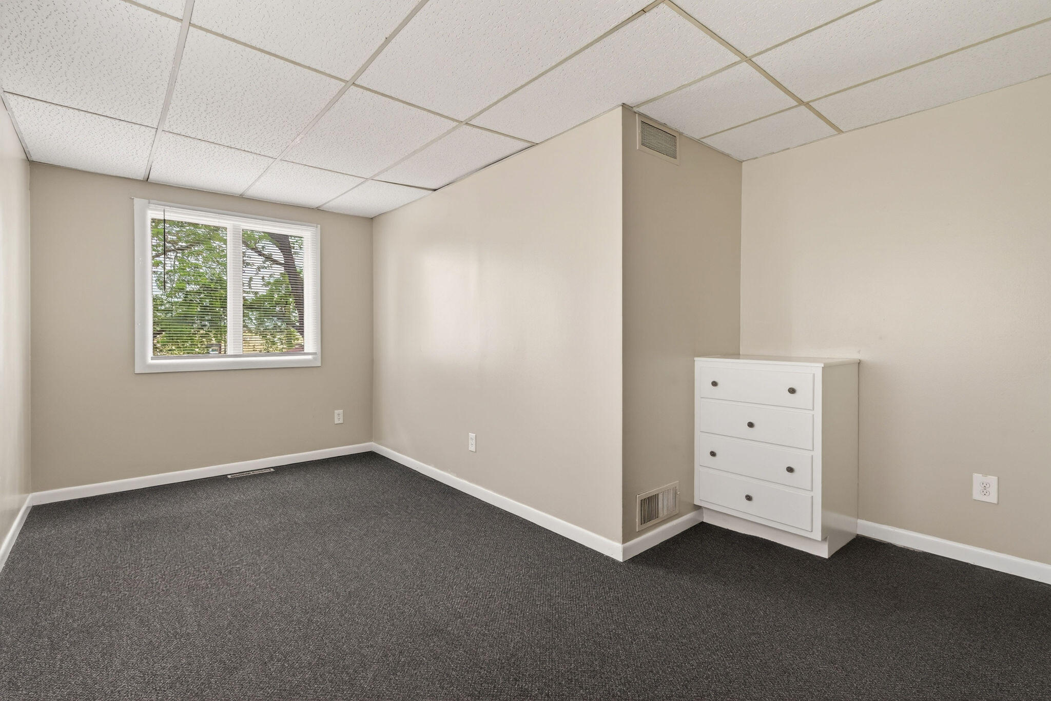 6542 S Mccook Avenue, Hammond, IN 46323; Image #22