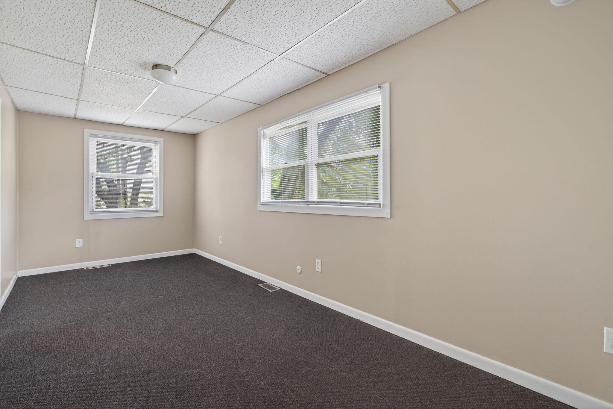 6542 S Mccook Avenue, Hammond, IN 46323; Image #24