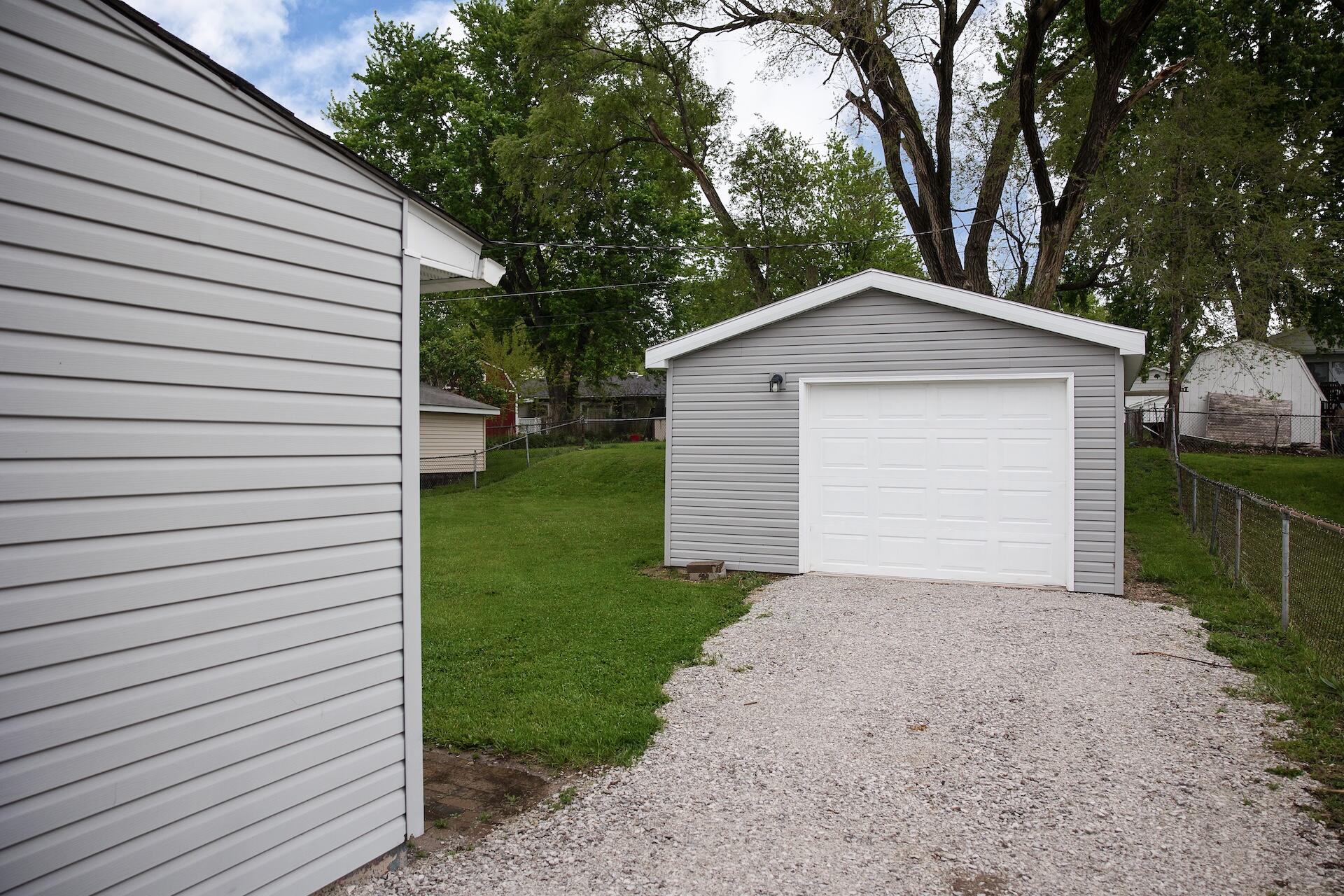 510 Emmettsburg Avenue, Valparaiso, IN 46385; Image #19