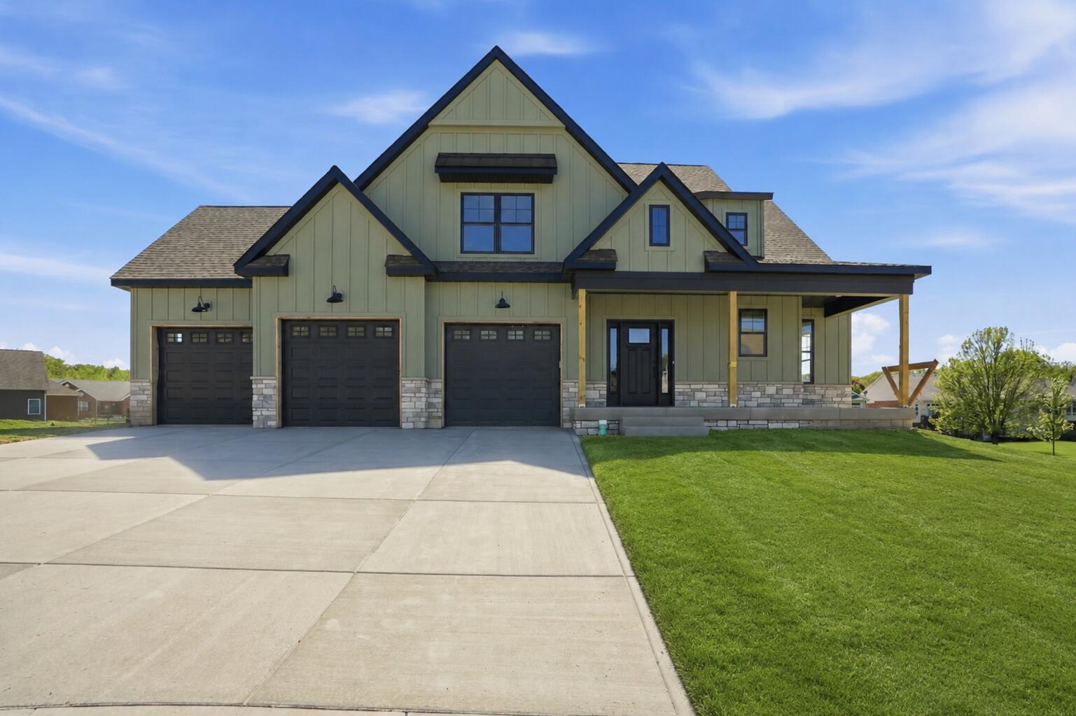 889 Betty Court, Crown Point, IN 46307; Image #2