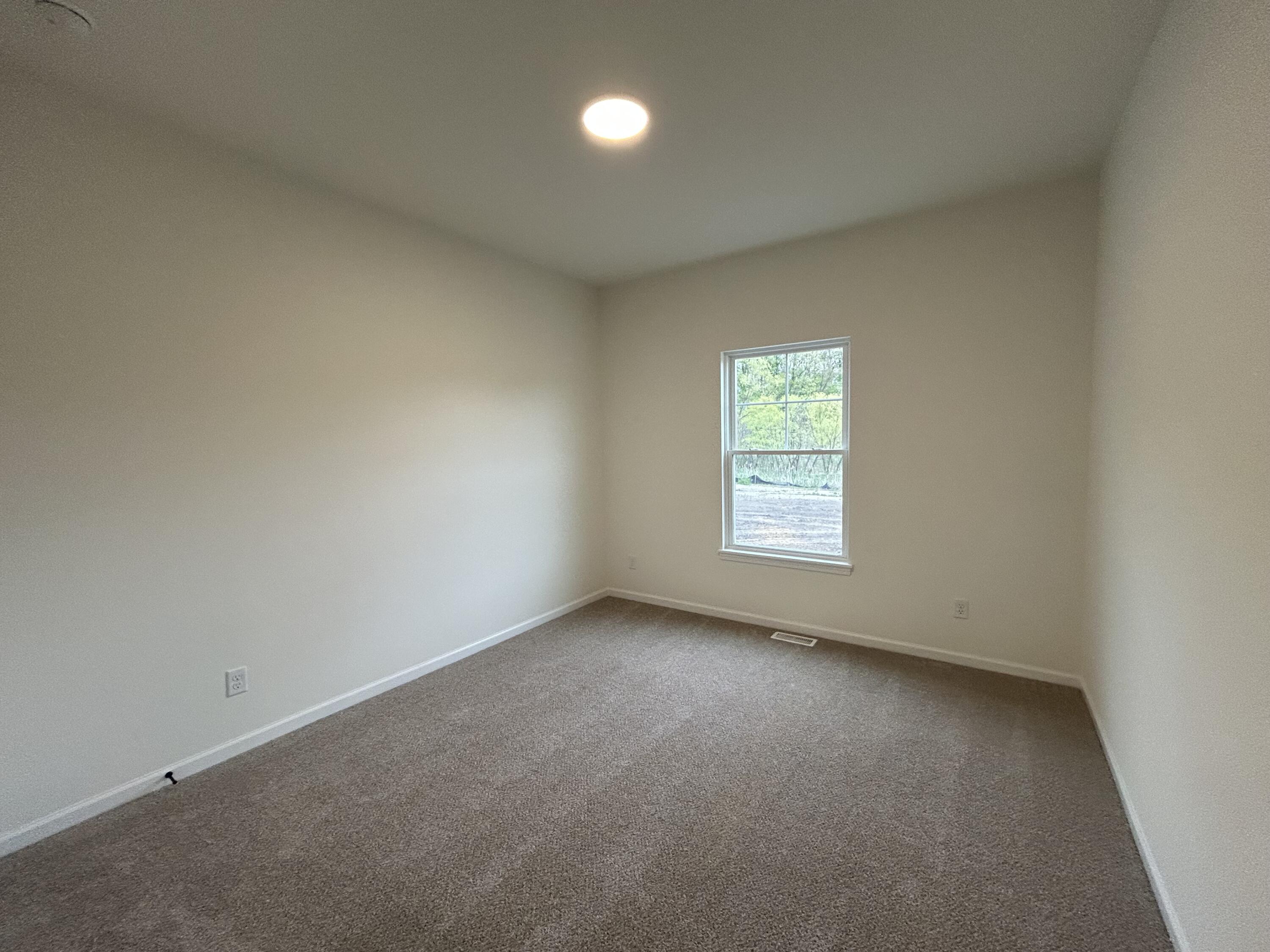 3002 Travelers Way, Valparaiso, IN 46385; Image #13