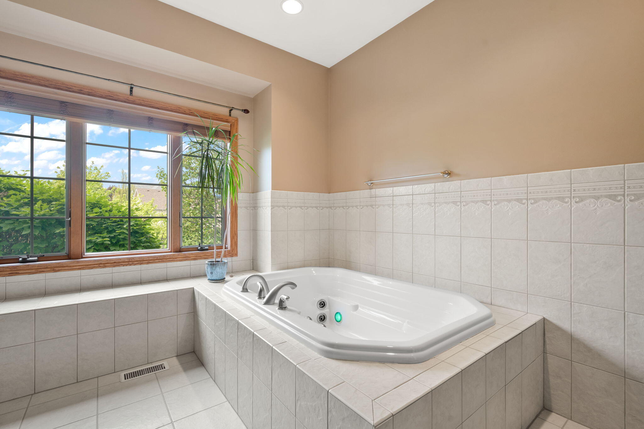 821 Mary Ellen Drive, Crown Point, IN 46307; Image #32