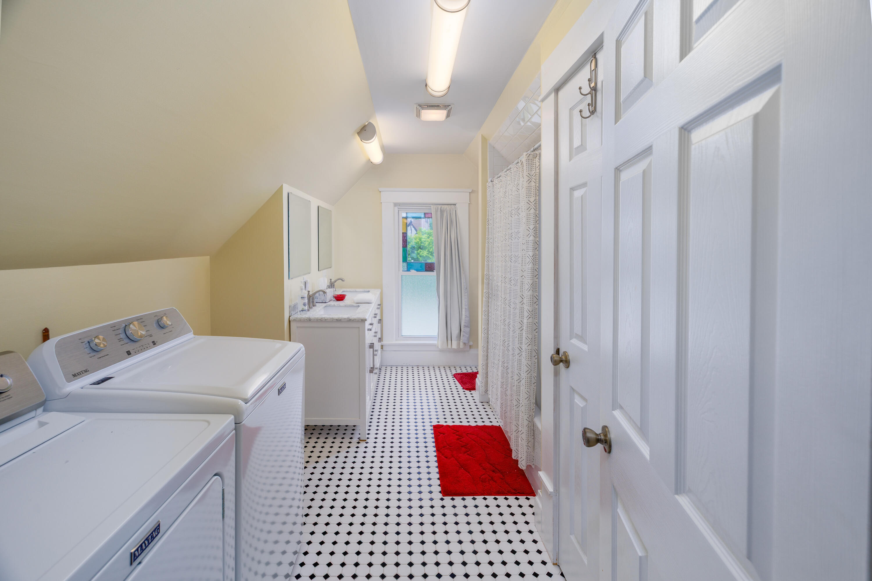 202 E Iroquois Street, Kentland, IN 47951; Image #39