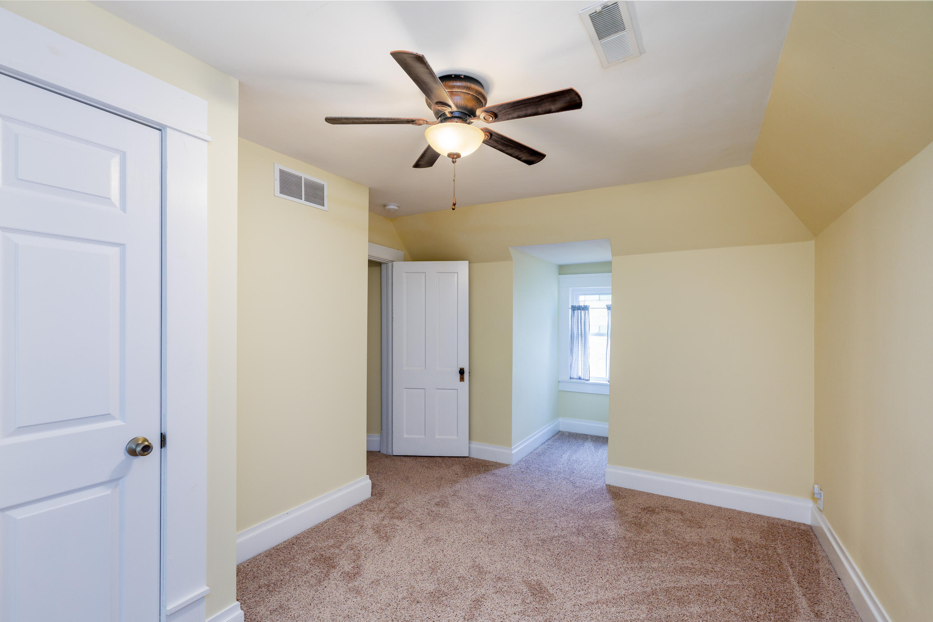 202 E Iroquois Street, Kentland, IN 47951; Image #43