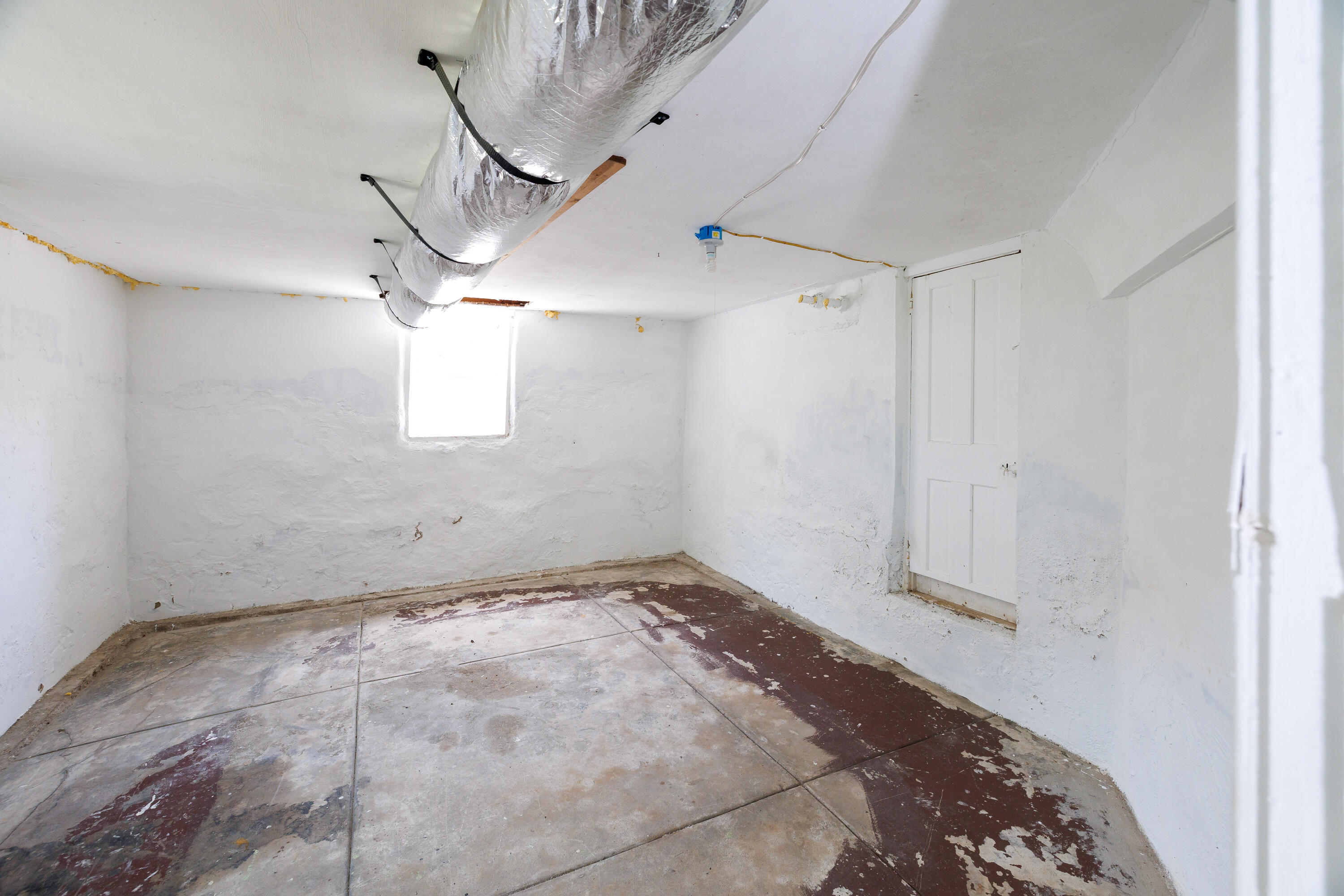 202 E Iroquois Street, Kentland, IN 47951; Image #45