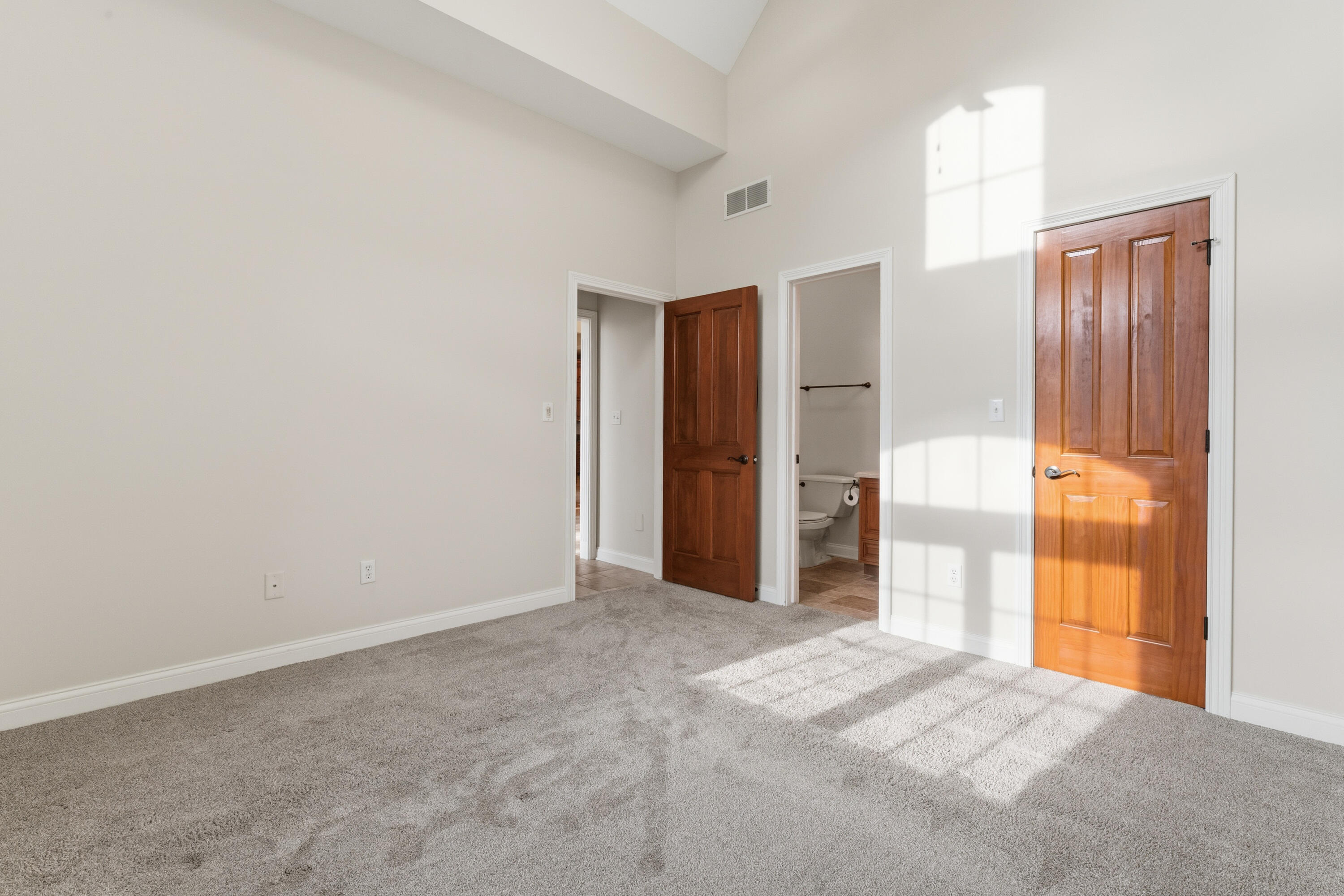 95 Scotscraig Drive, Valparaiso, IN 46385; Image #26