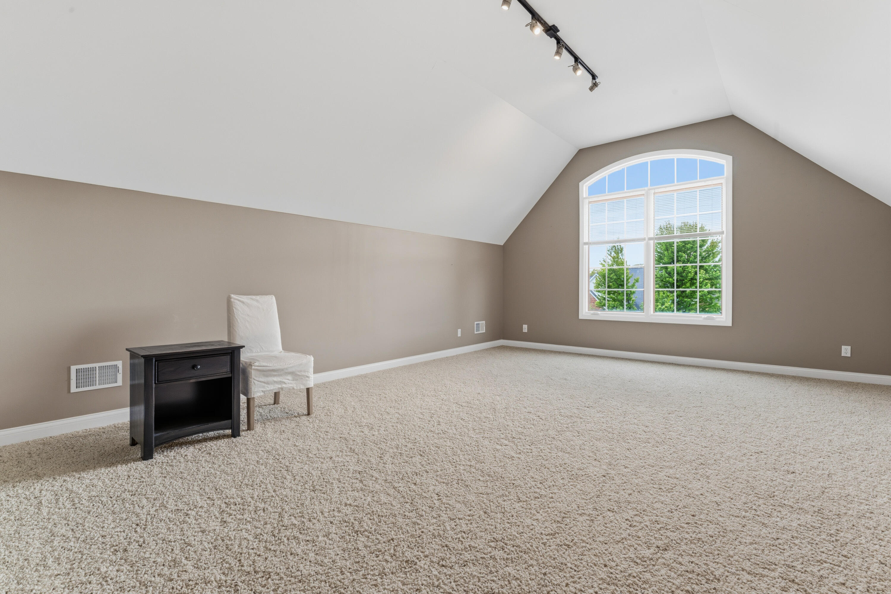 95 Scotscraig Drive, Valparaiso, IN 46385; Image #30