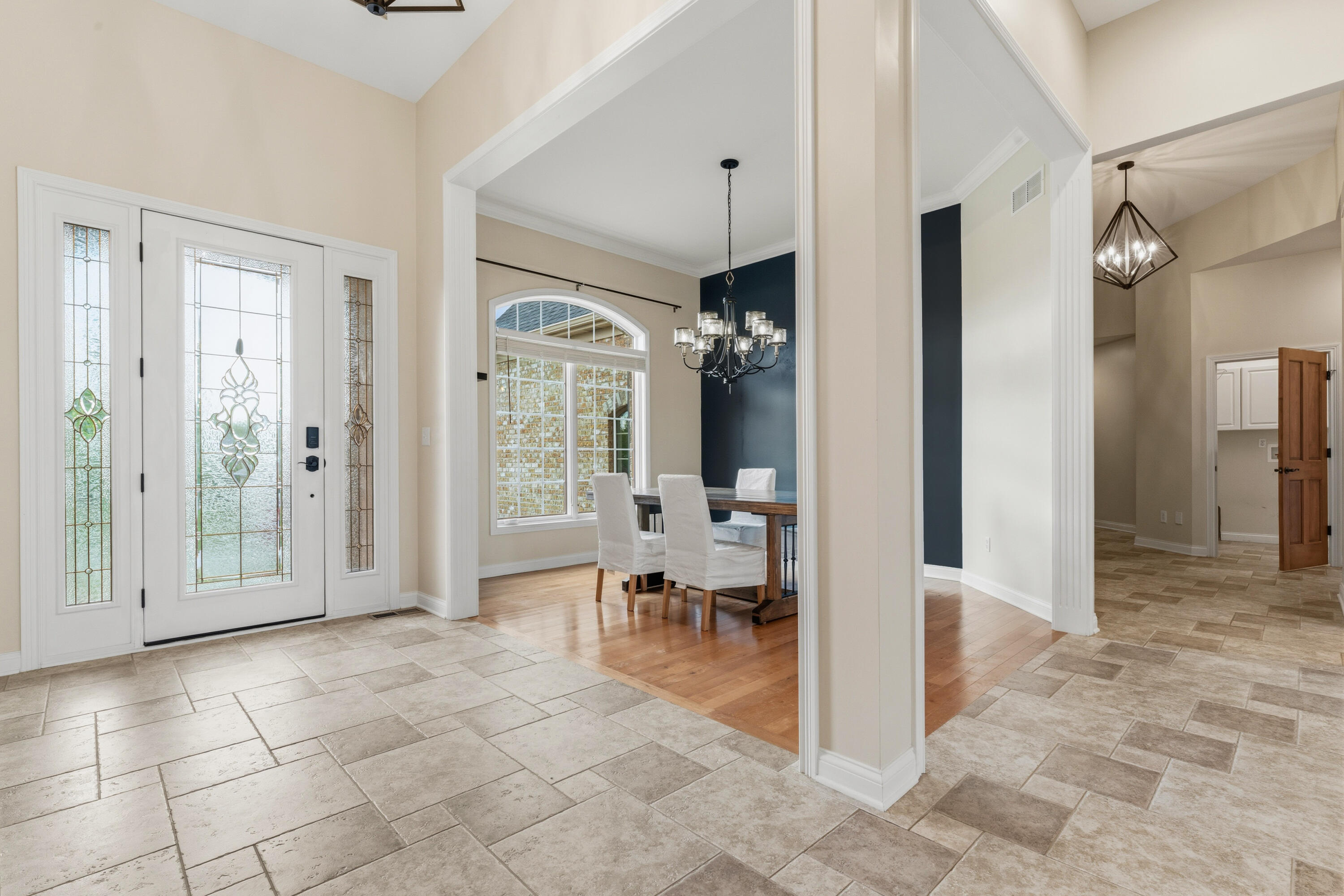 95 Scotscraig Drive, Valparaiso, IN 46385; Image #5