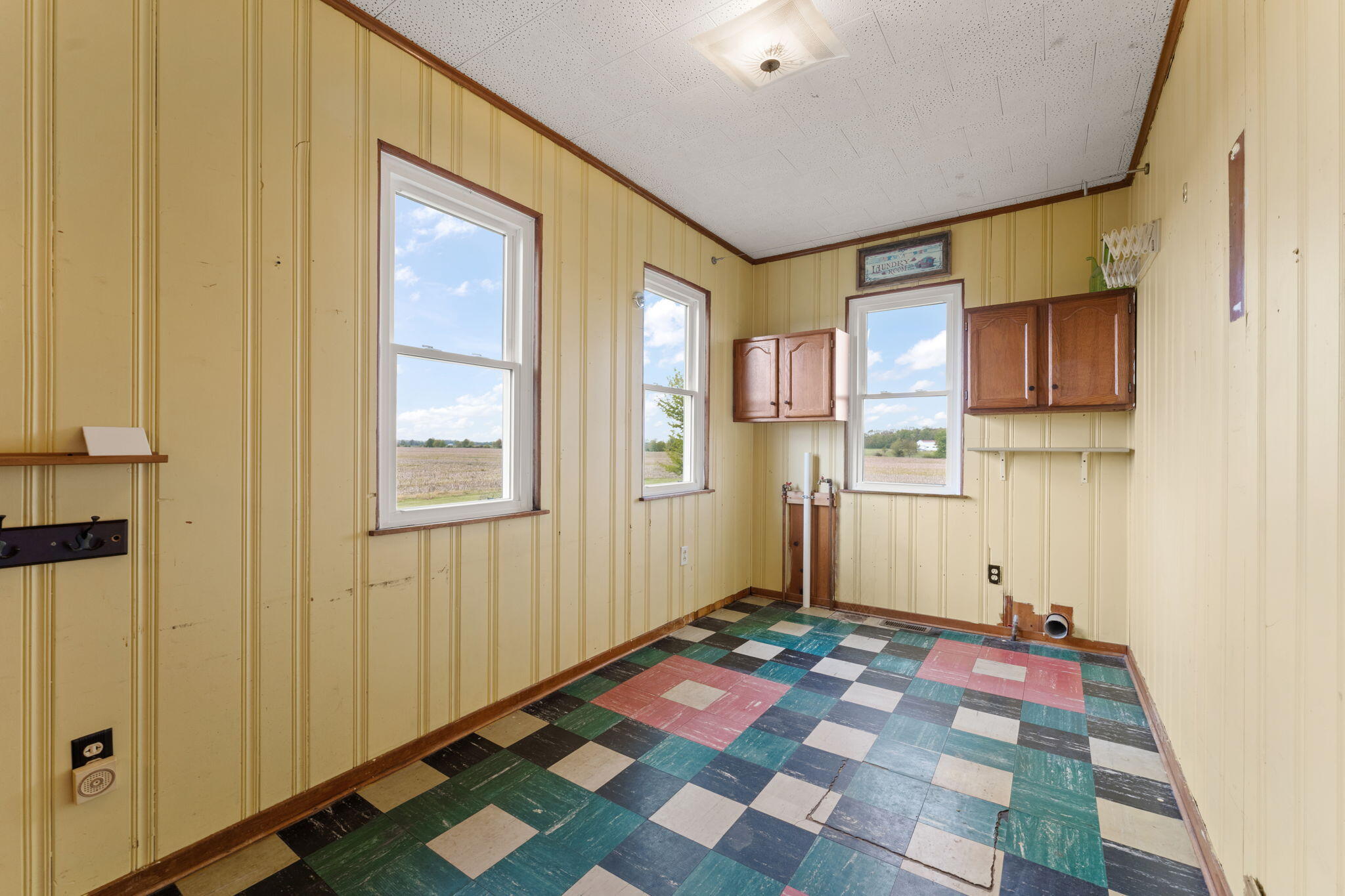 492 S 350 W, Valparaiso, IN 46385; Image #16
