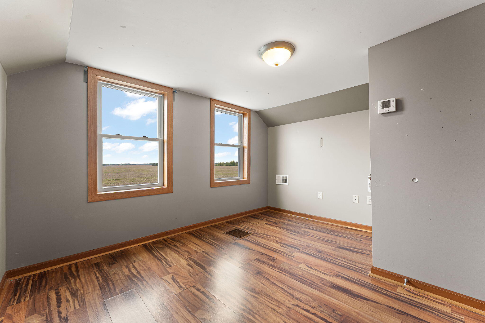 492 S 350 W, Valparaiso, IN 46385; Image #20