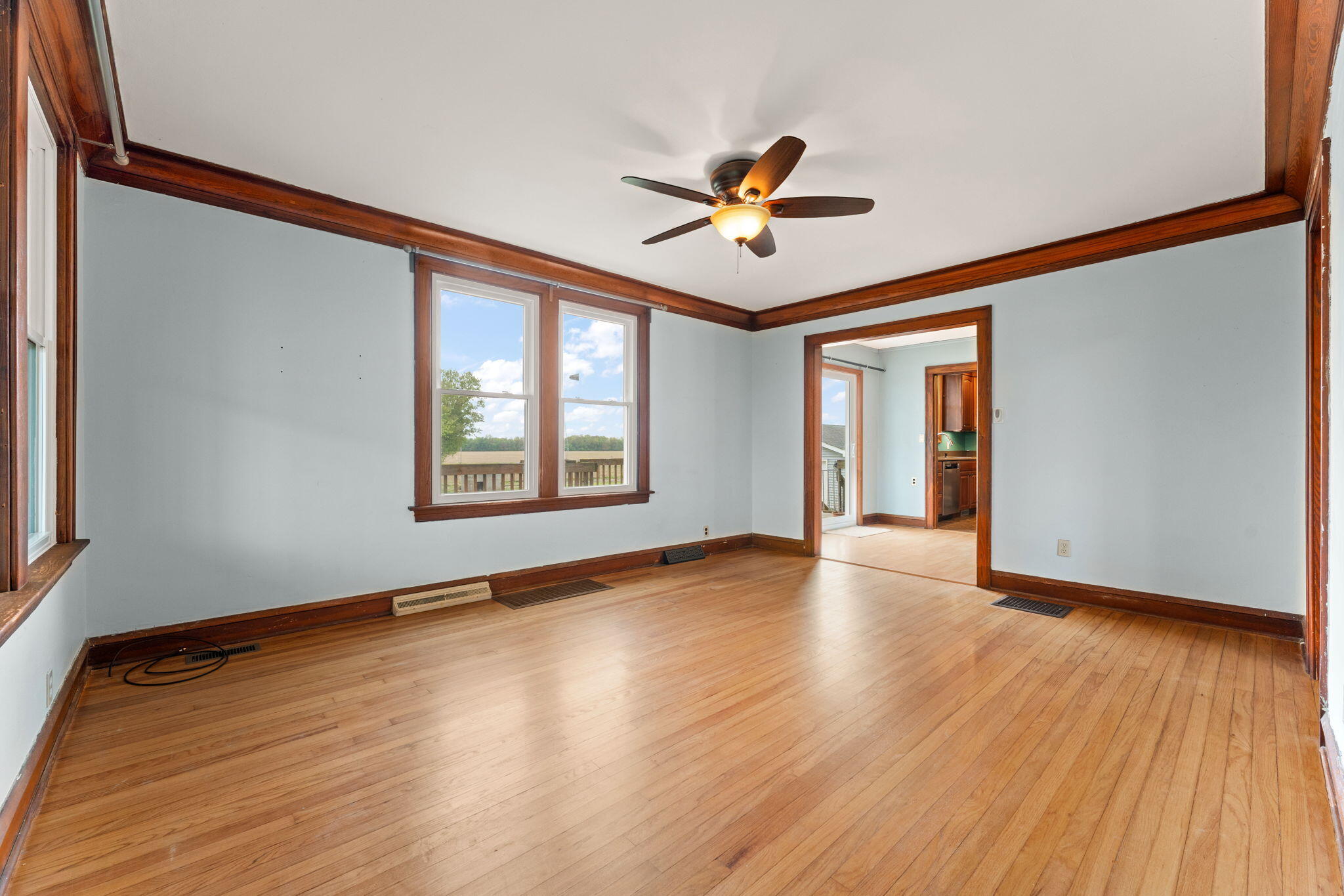 492 S 350 W, Valparaiso, IN 46385; Image #5