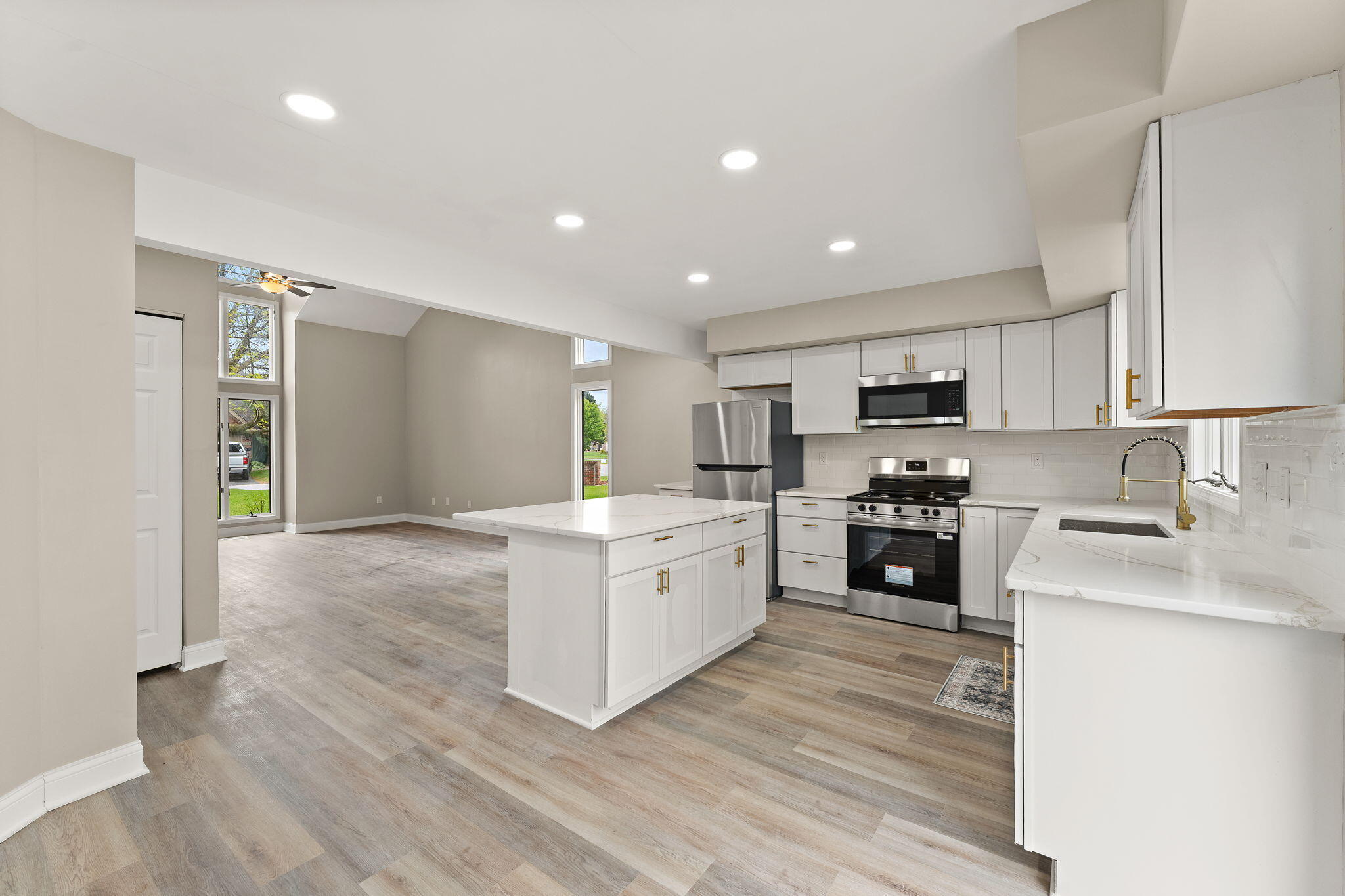 1538 Lake Street, Hobart, IN 46342; Image #13