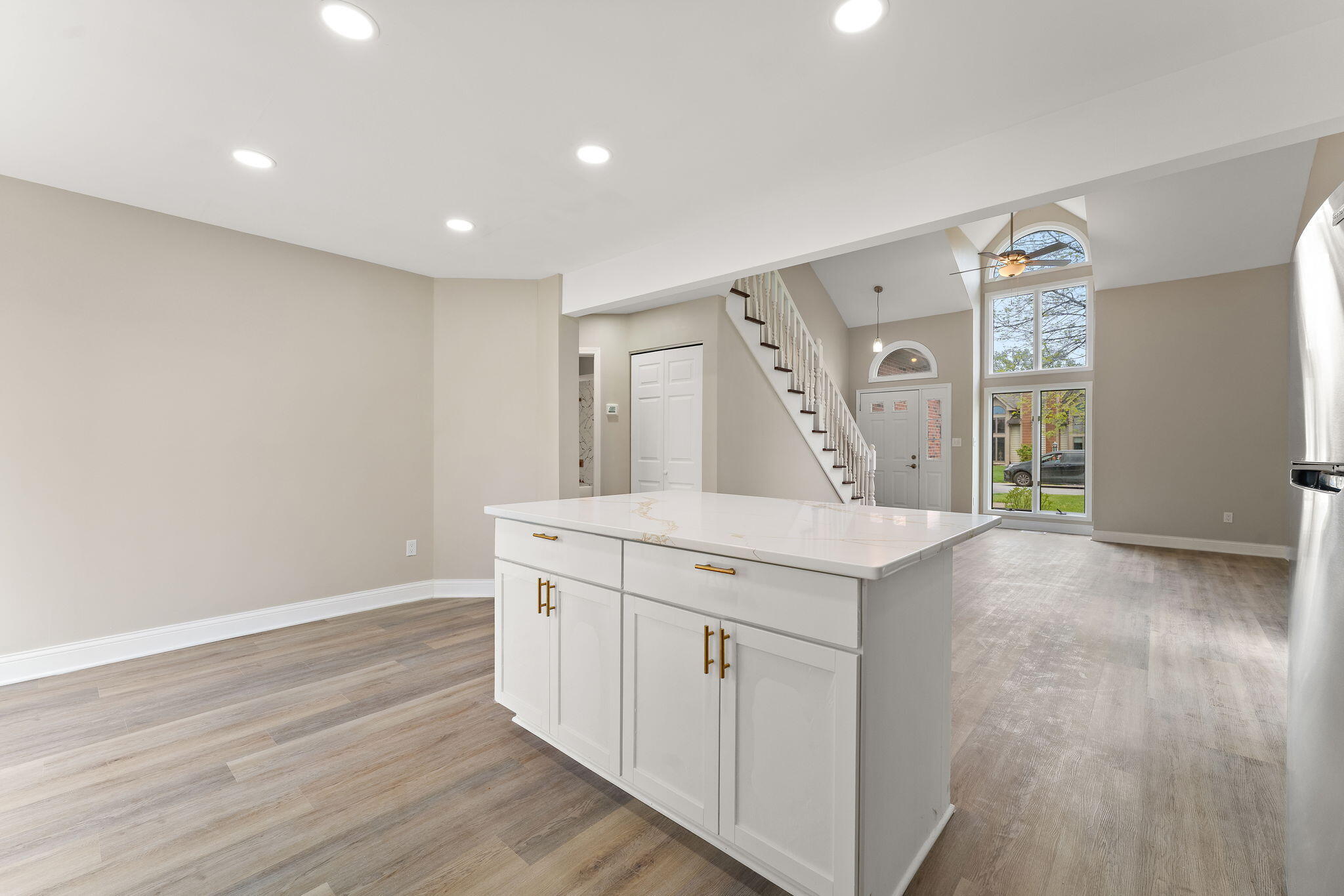 1538 Lake Street, Hobart, IN 46342; Image #14
