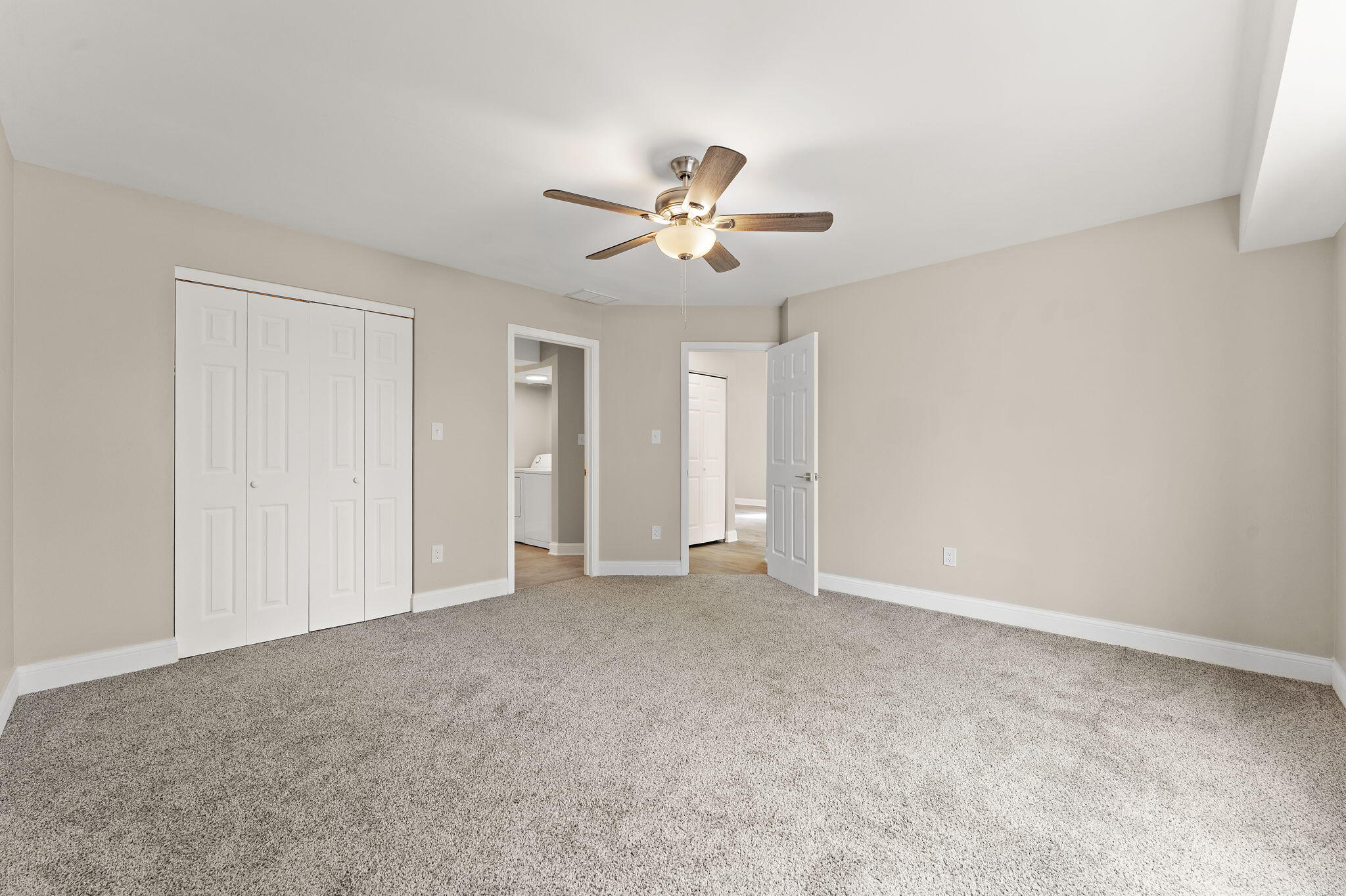 1538 Lake Street, Hobart, IN 46342; Image #16