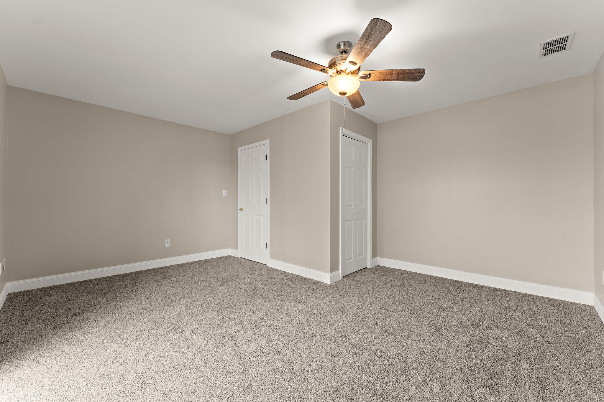 1538 Lake Street, Hobart, IN 46342; Image #23