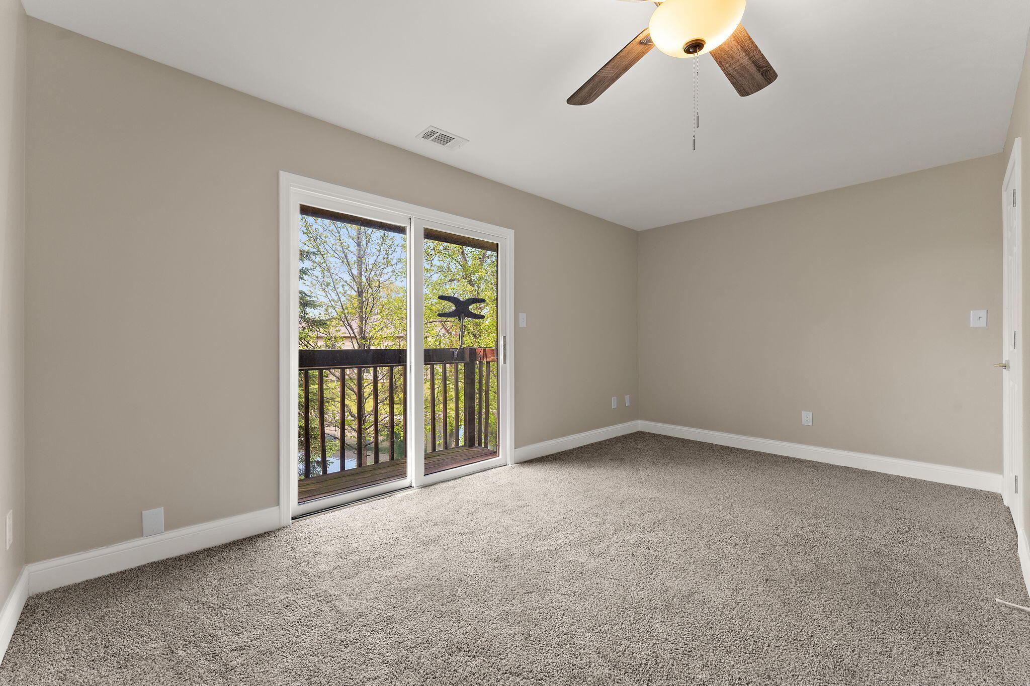 1538 Lake Street, Hobart, IN 46342; Image #24