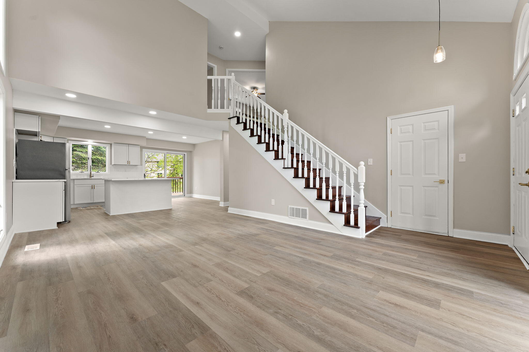 1538 Lake Street, Hobart, IN 46342; Image #8