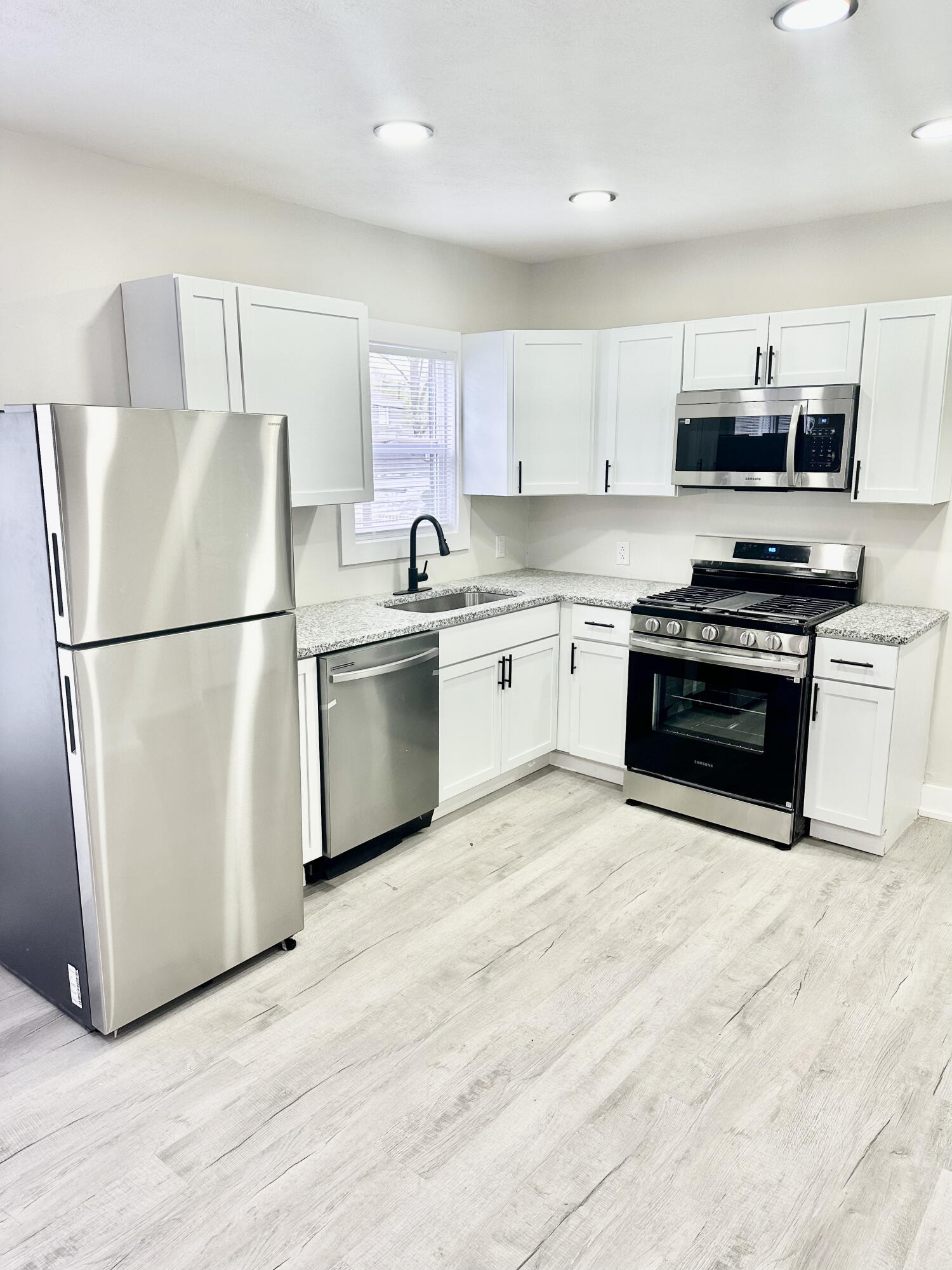 623 N Carroll Avenue, Michigan City, IN 46360; Image #2