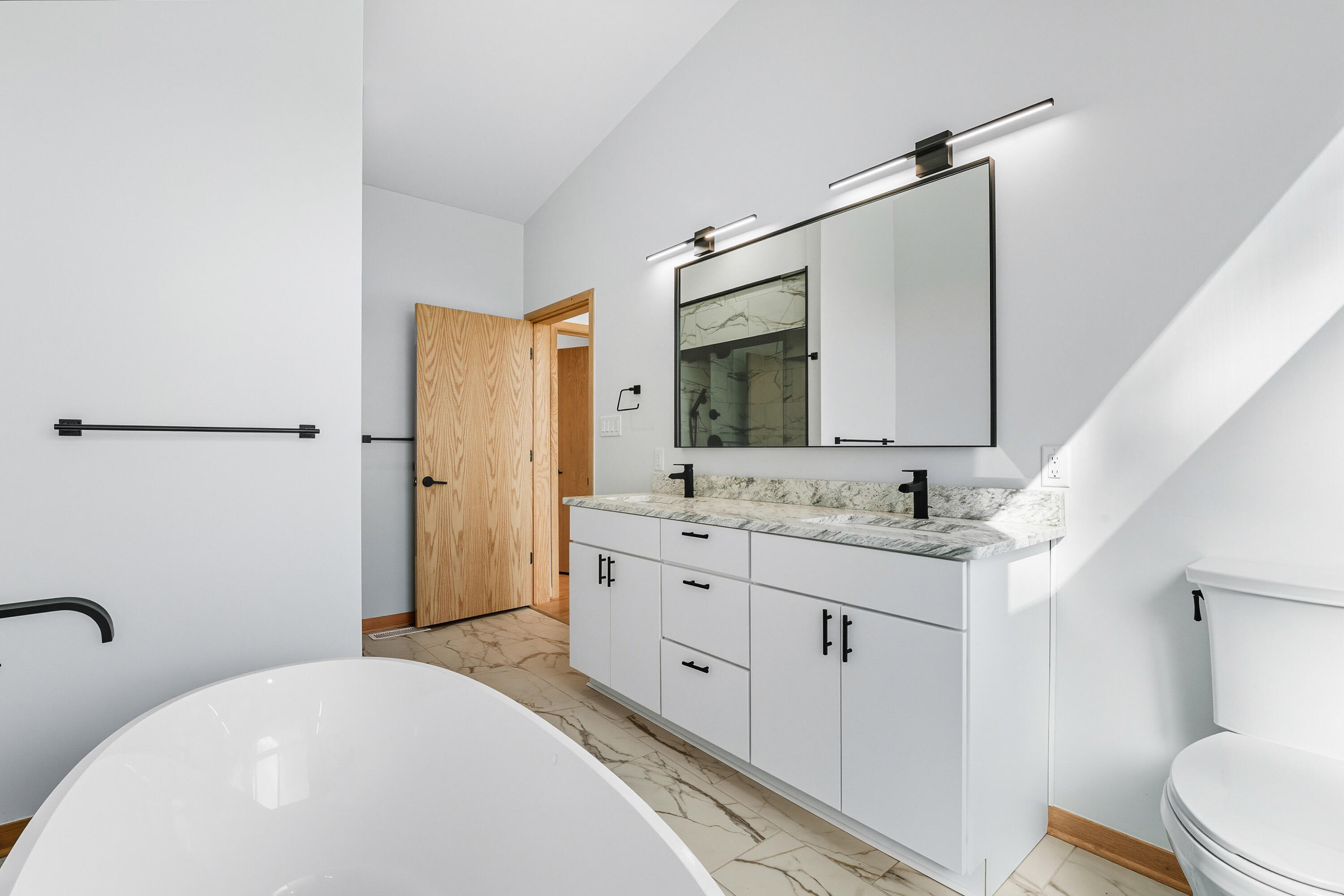 220 Robbins Road, Valparaiso, IN 46385; Image #26