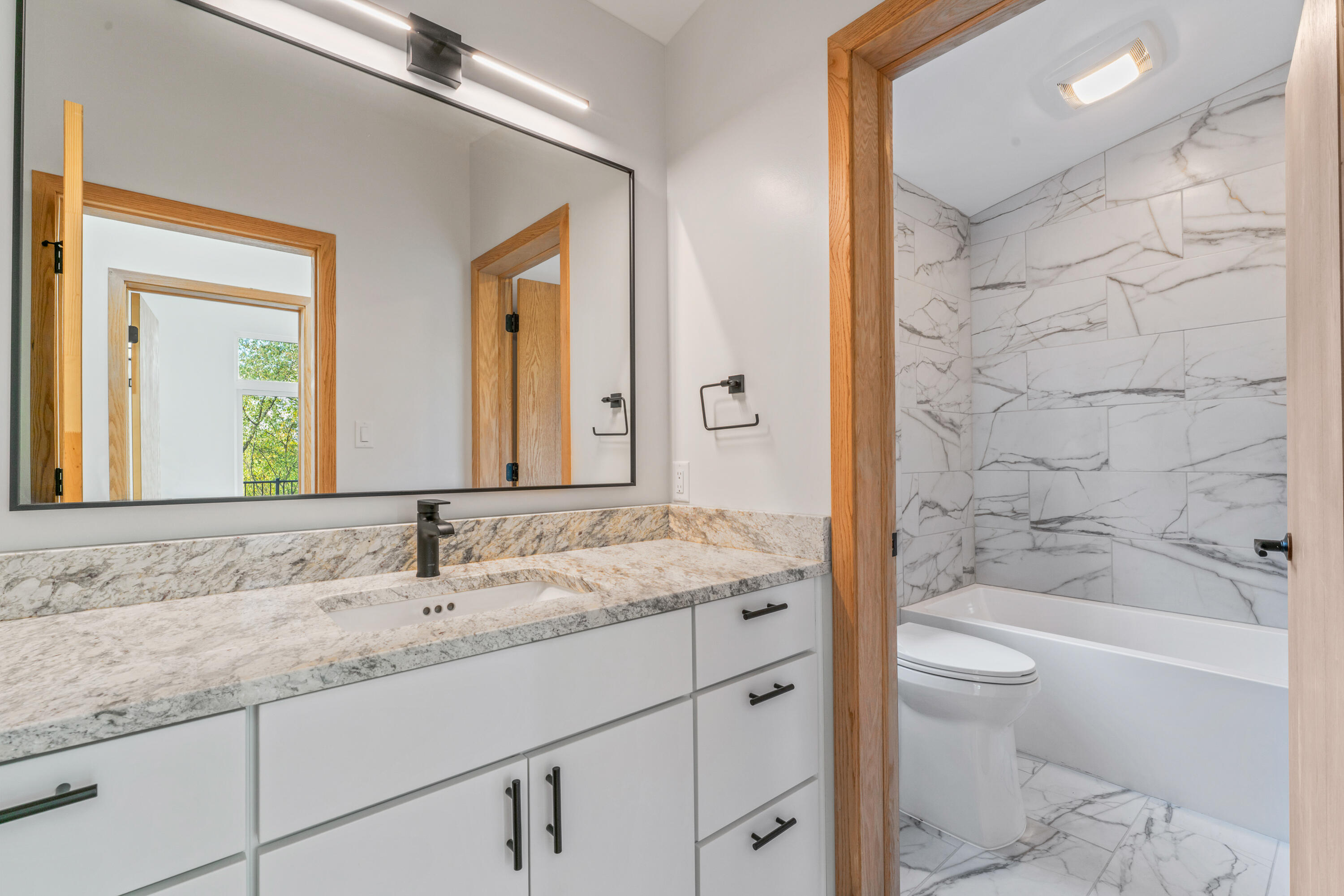 220 Robbins Road, Valparaiso, IN 46385; Image #37