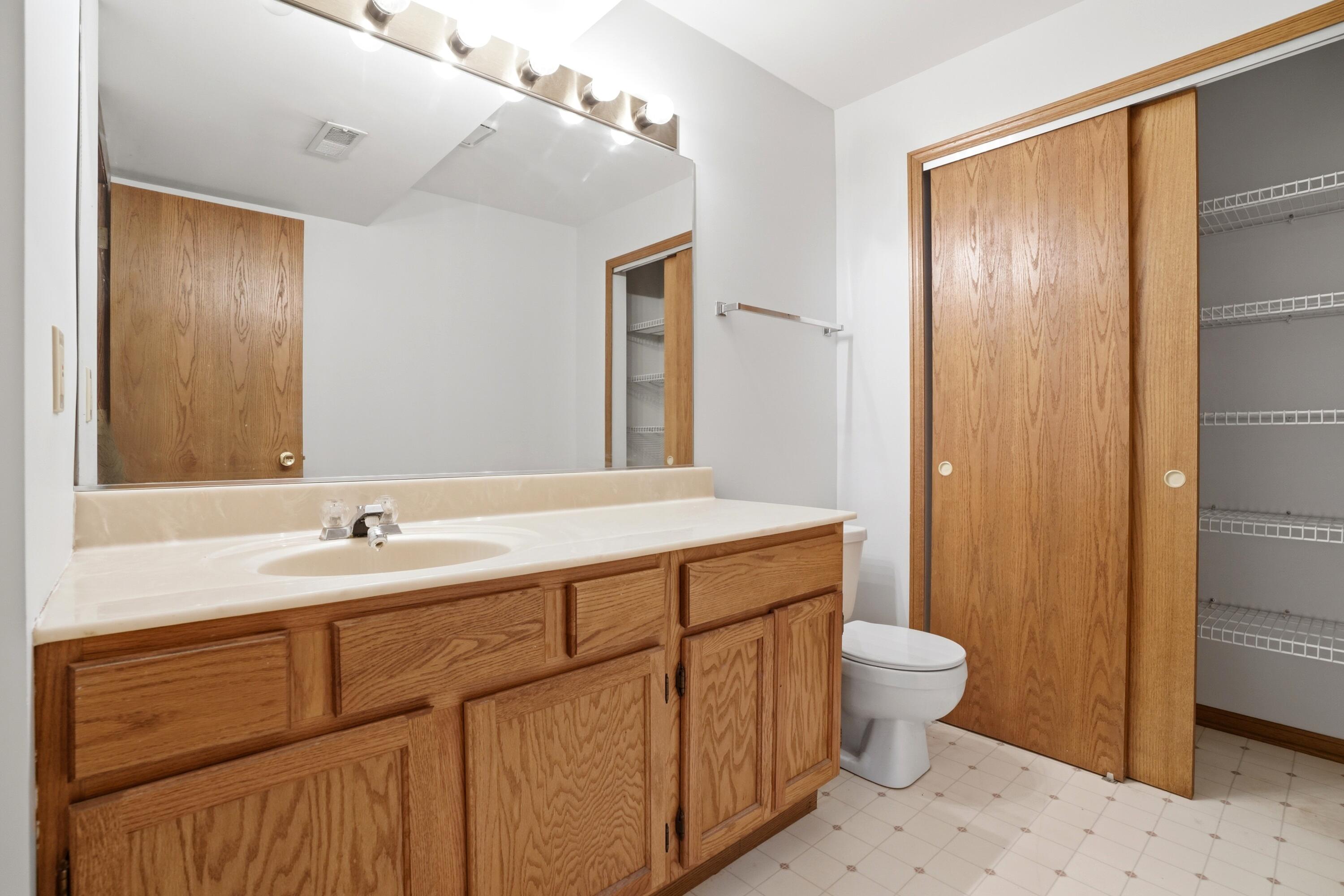 7617 Starling Drive, Schererville, IN 46375; Image #12