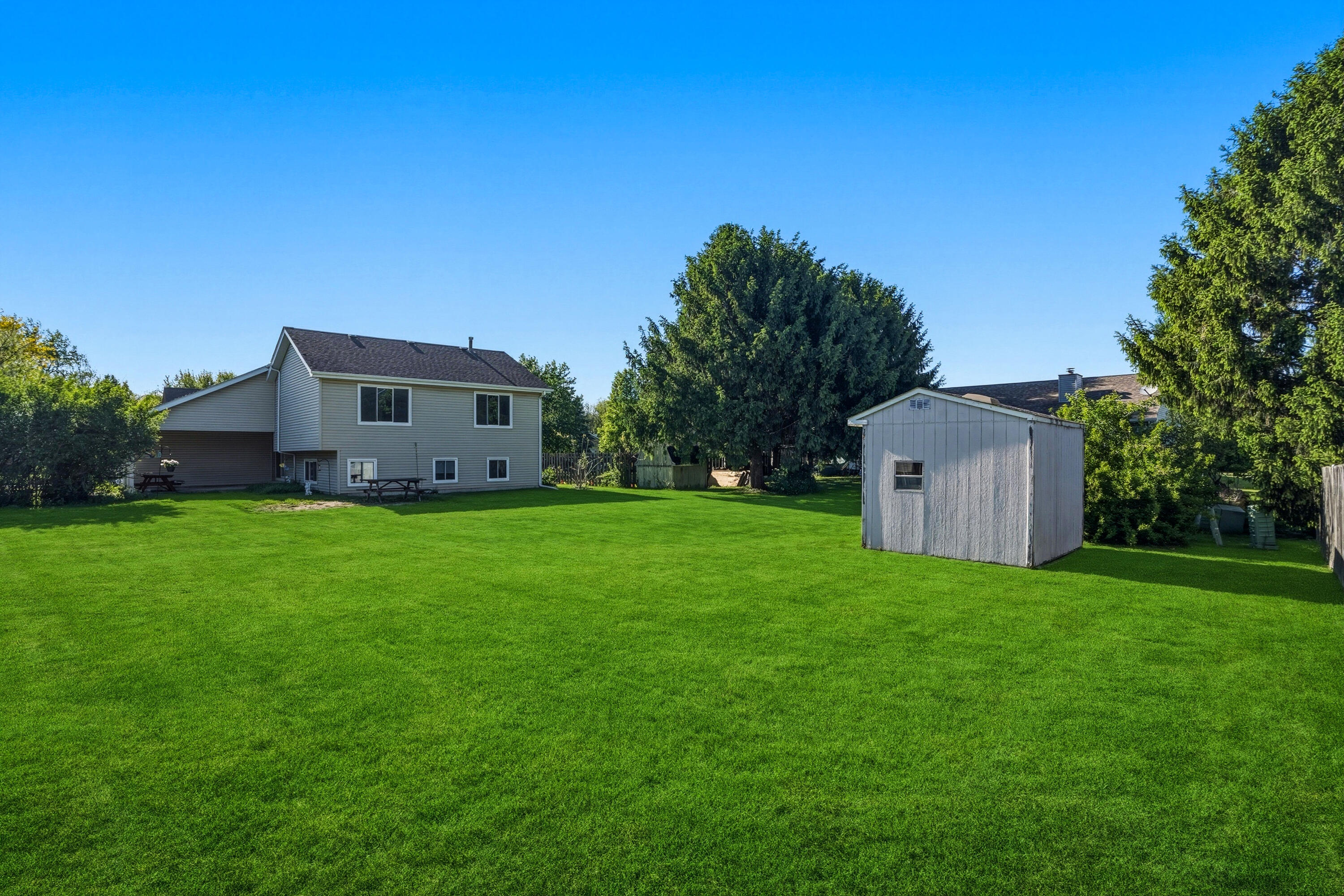 7617 Starling Drive, Schererville, IN 46375; Image #4