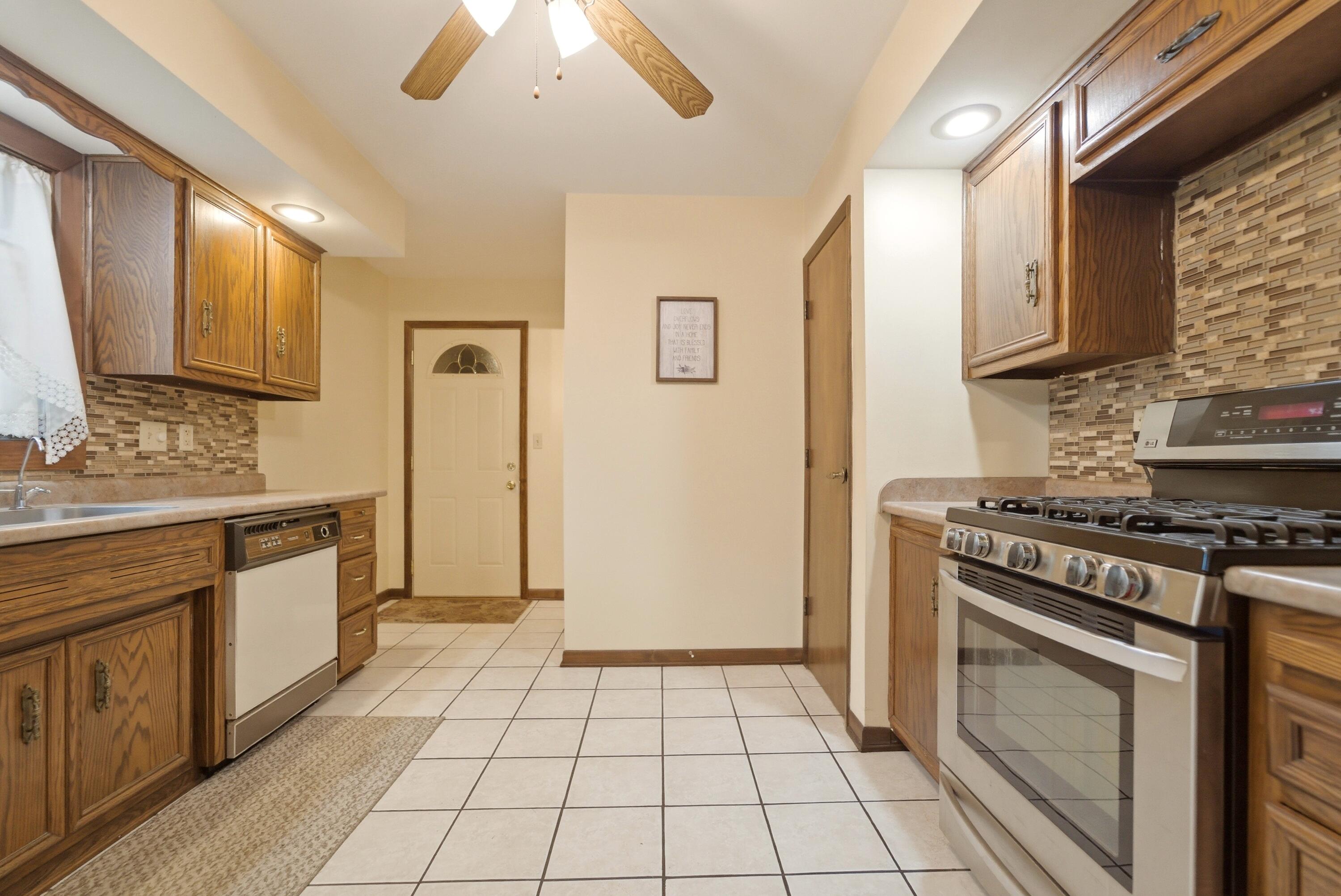 6762 W 450 N, Michigan City, IN 46360; Image #8