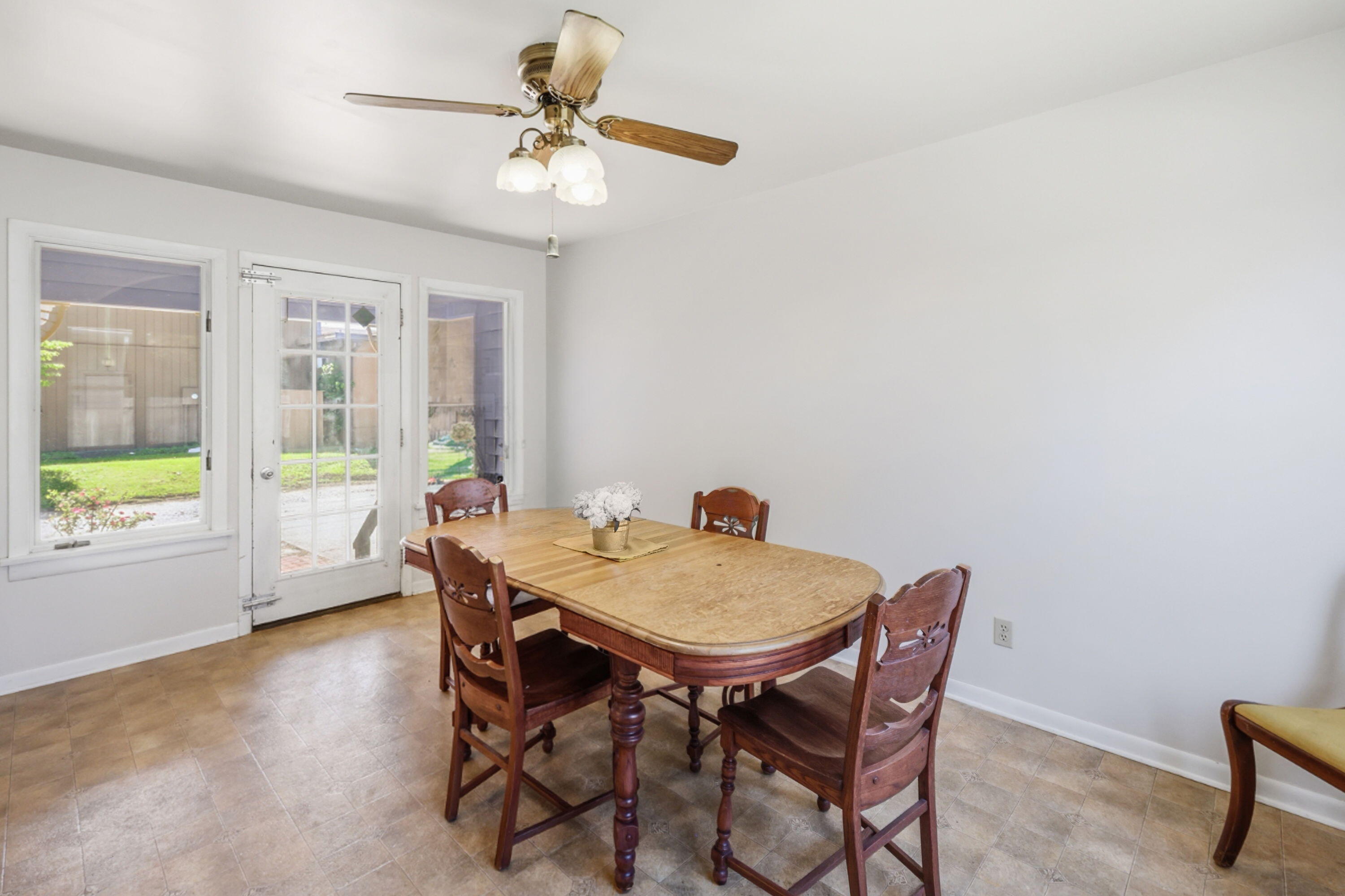 426 S 11th Street, Chesterton, IN 46304; Image #5