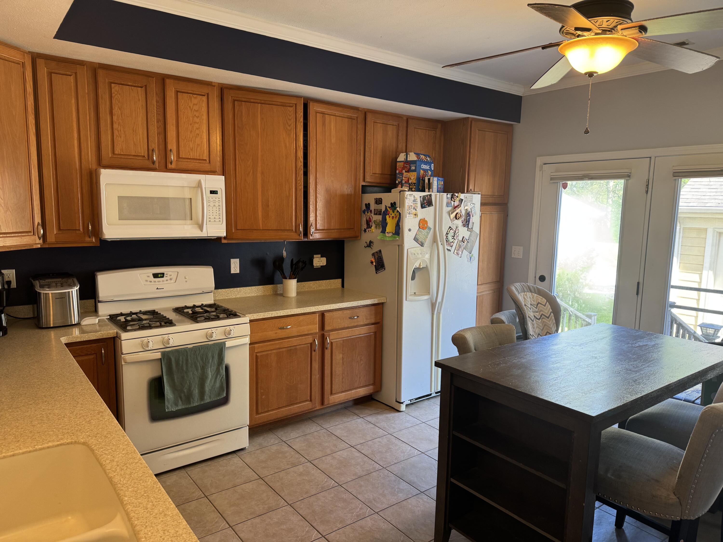 322 Village Square, Burns Harbor, IN 46304; Image #4