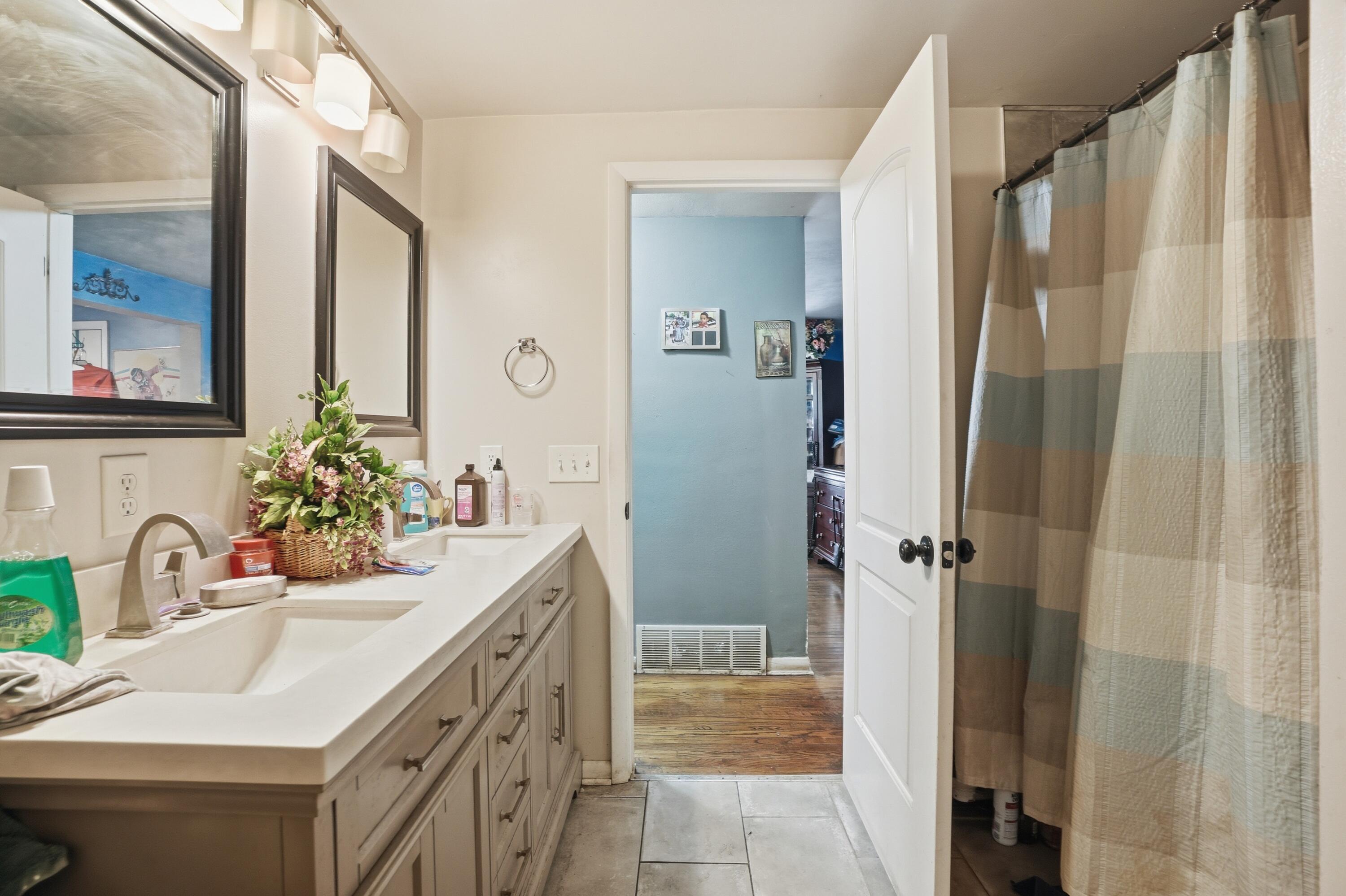 1002 Beech Street, Valparaiso, IN 46383; Image #12