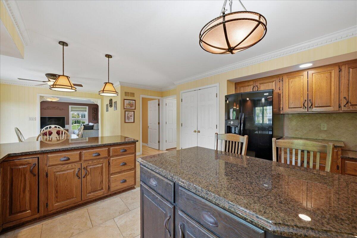 10204 Devonshire Lane, Munster, IN 46321; Image #13