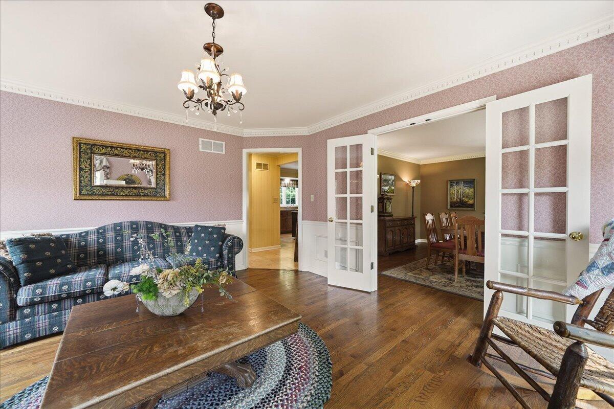10204 Devonshire Lane, Munster, IN 46321; Image #15
