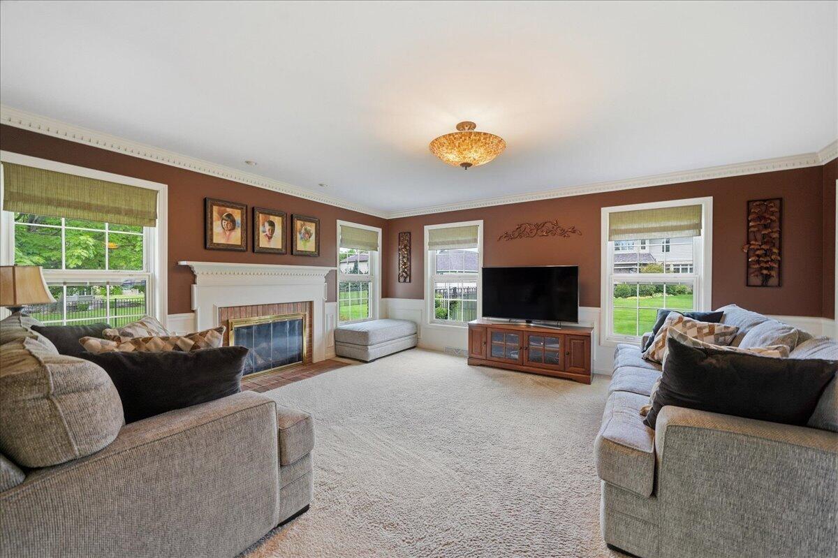 10204 Devonshire Lane, Munster, IN 46321; Image #20