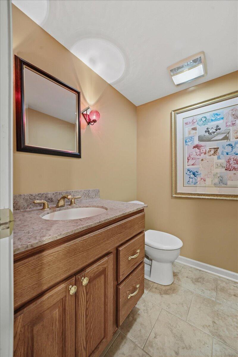 10204 Devonshire Lane, Munster, IN 46321; Image #29