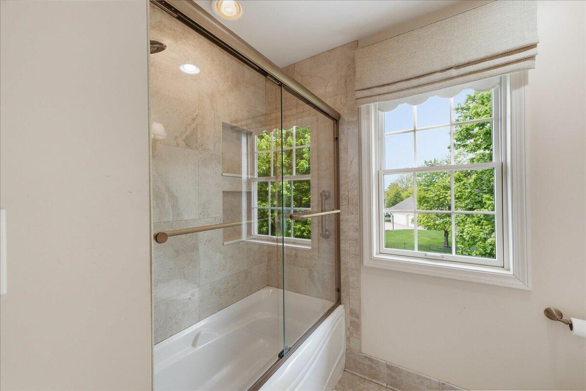 10204 Devonshire Lane, Munster, IN 46321; Image #31